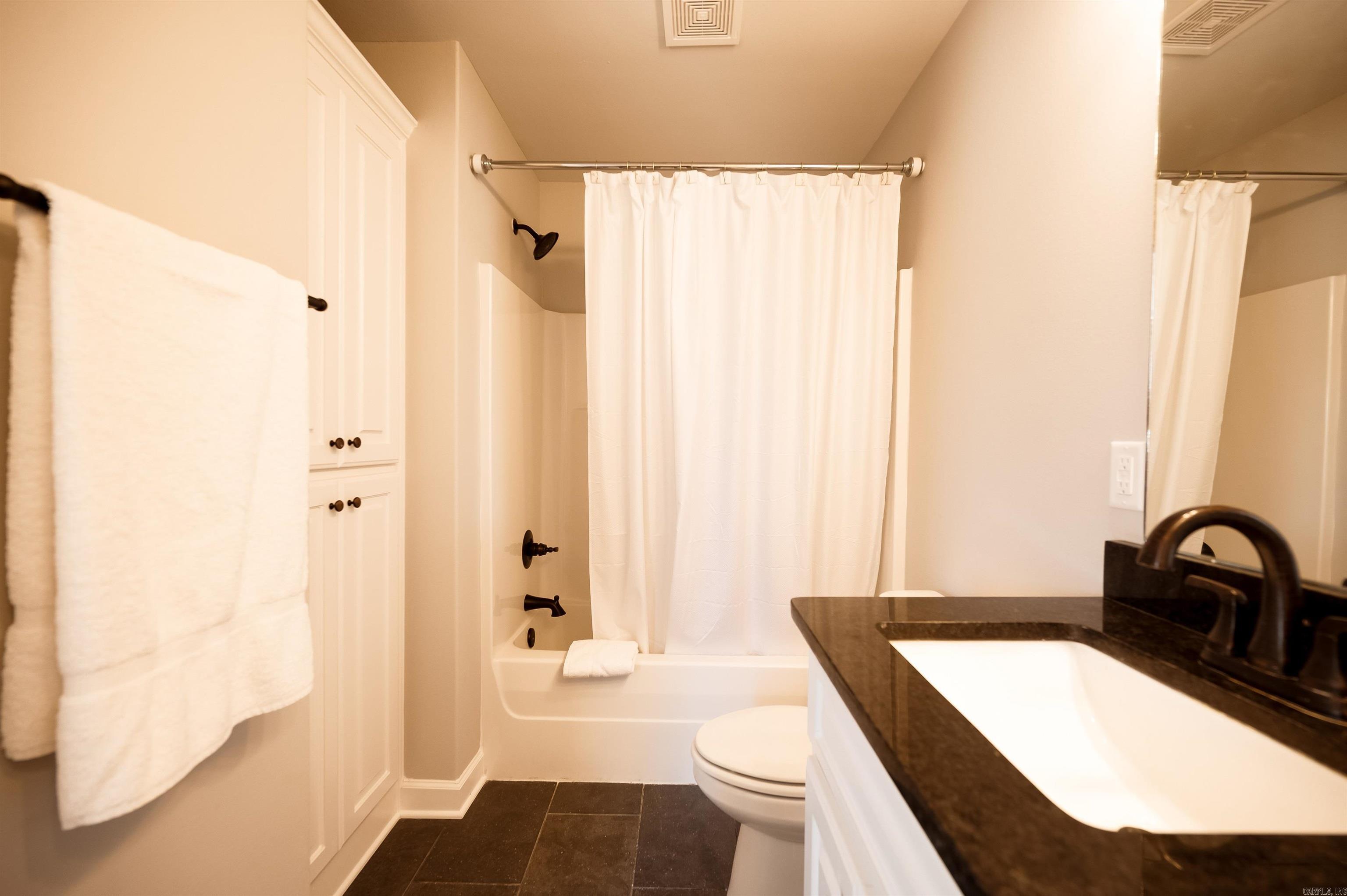 Guyot Phase IV - Residential