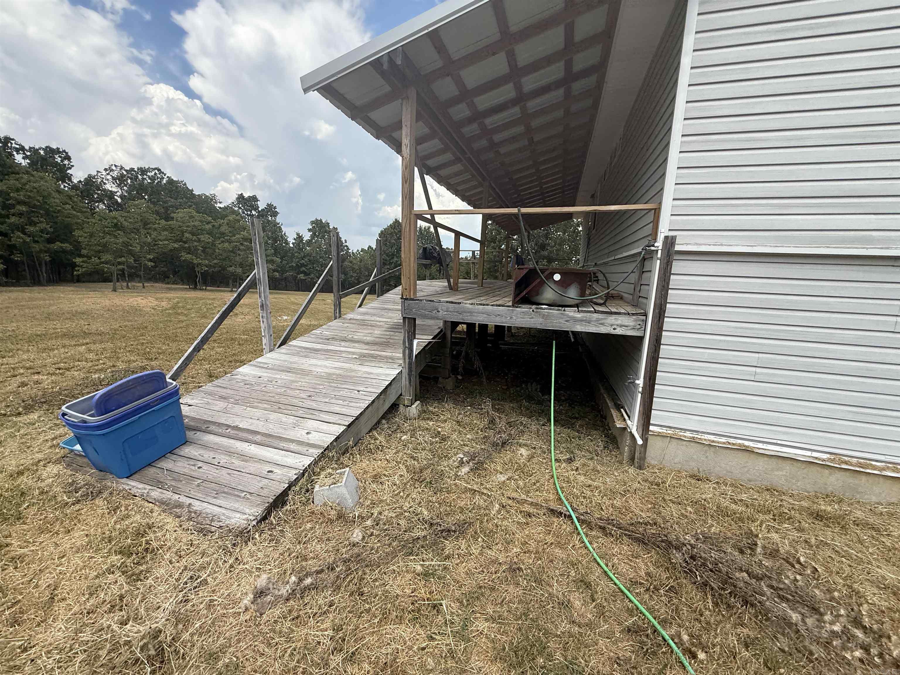 OAK RIDGE ACRES - Residential