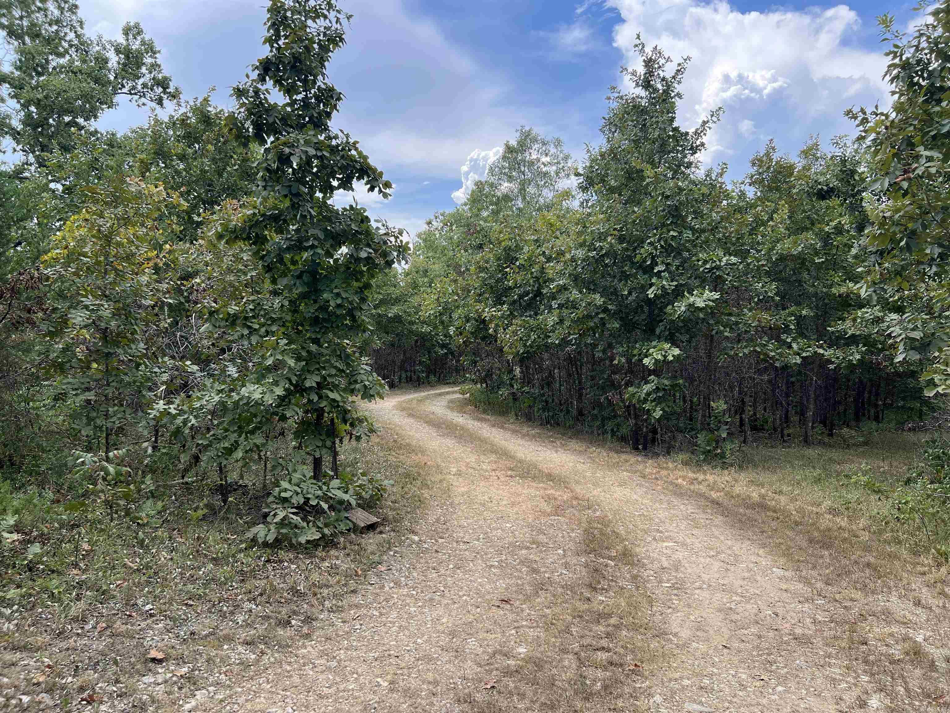 OAK RIDGE ACRES - Residential