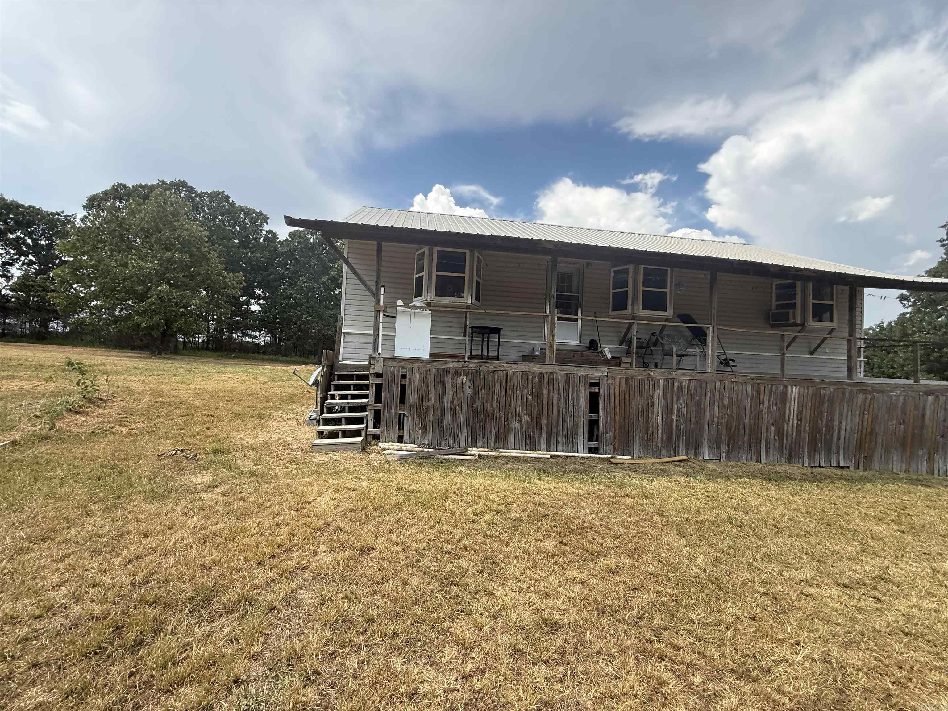OAK RIDGE ACRES - Residential