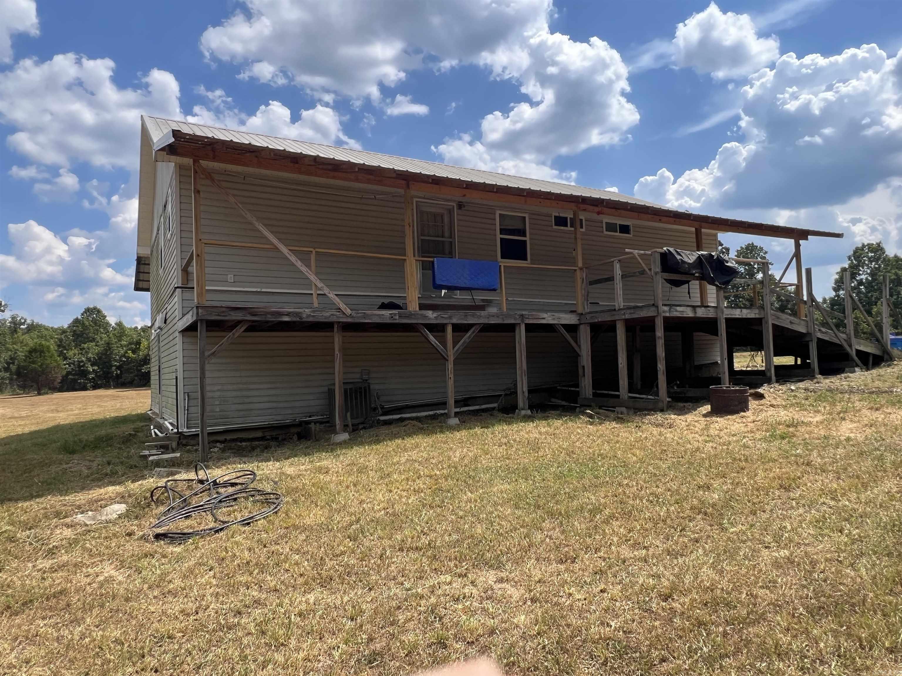 OAK RIDGE ACRES - Residential