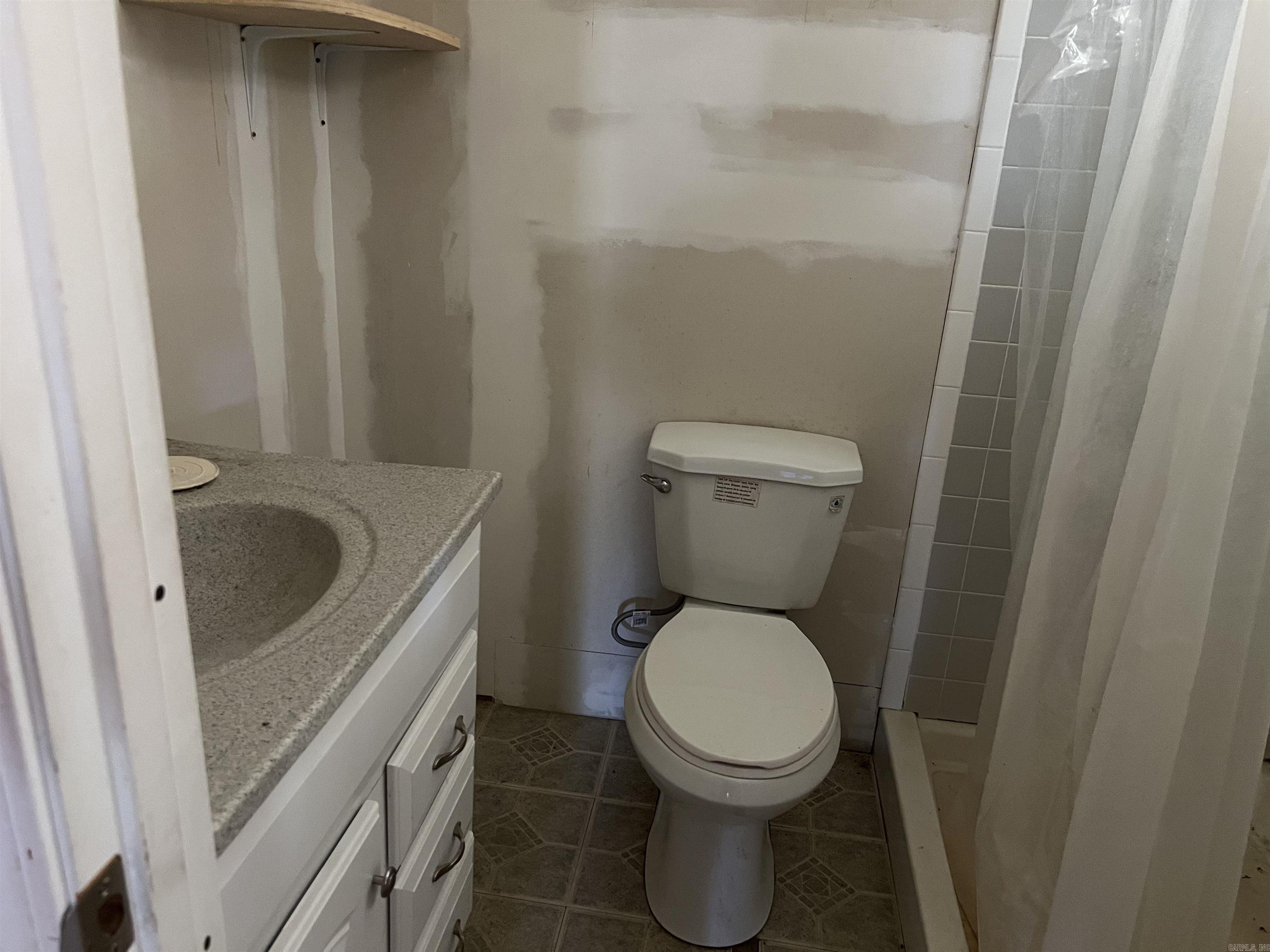 OAK RIDGE ACRES - Residential