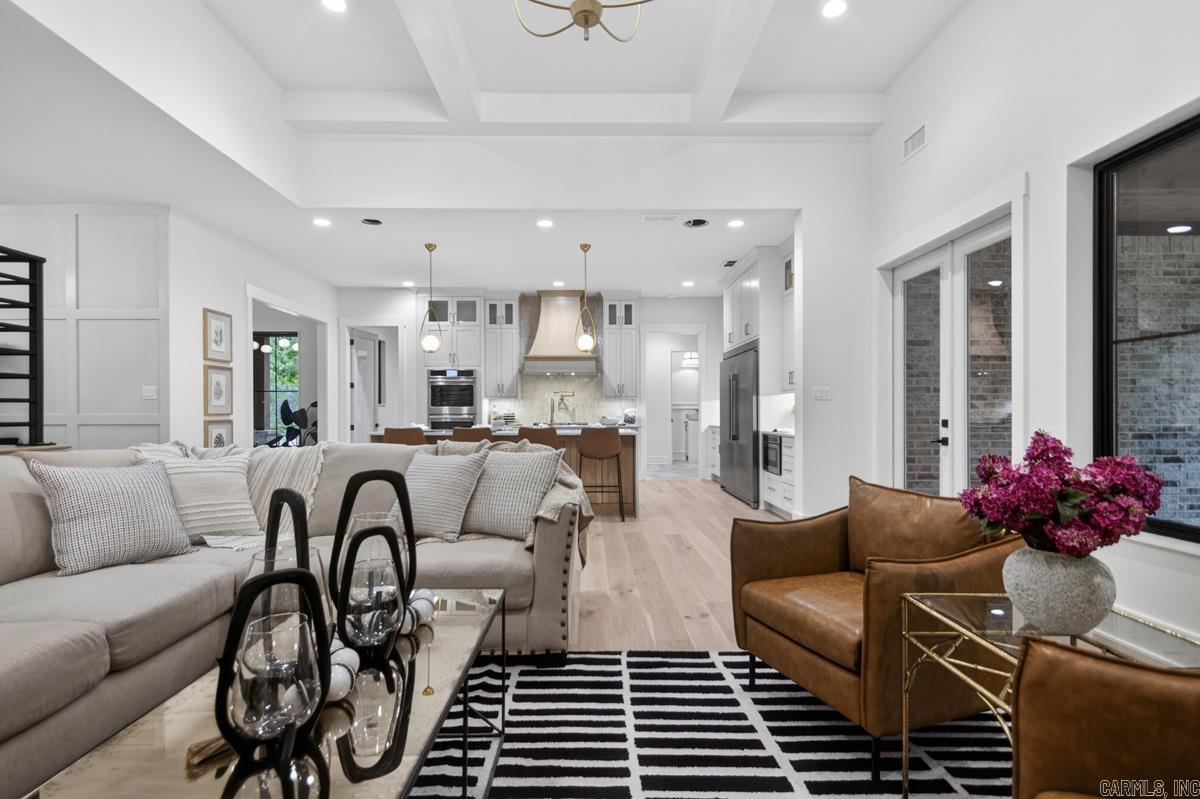 HAZEL OAK - Residential