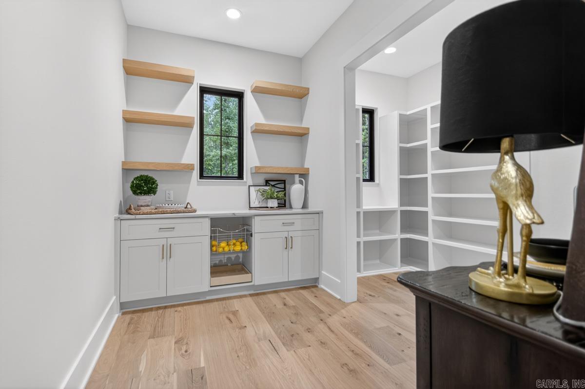 HAZEL OAK - Residential