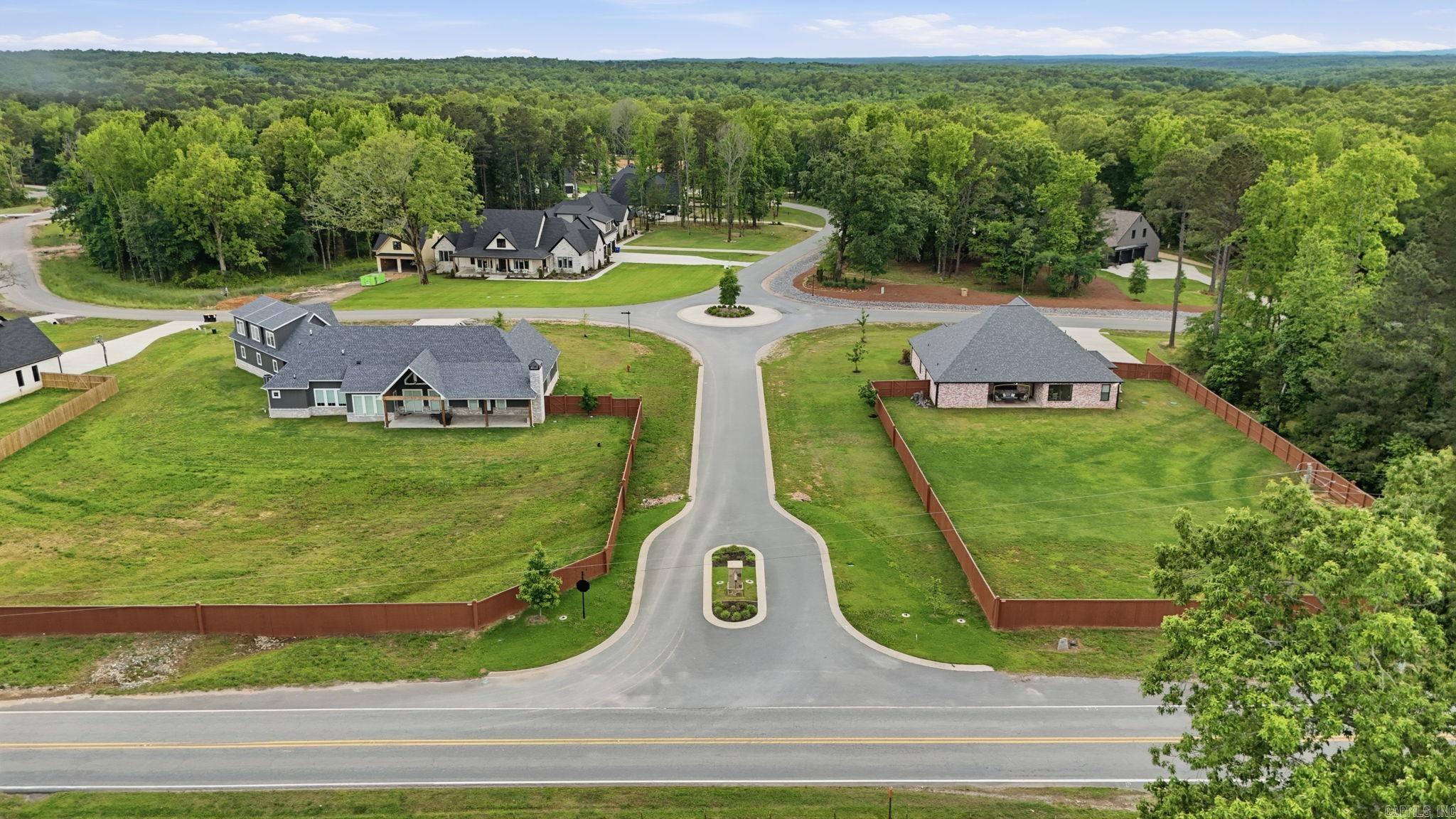HAZEL OAK - Residential