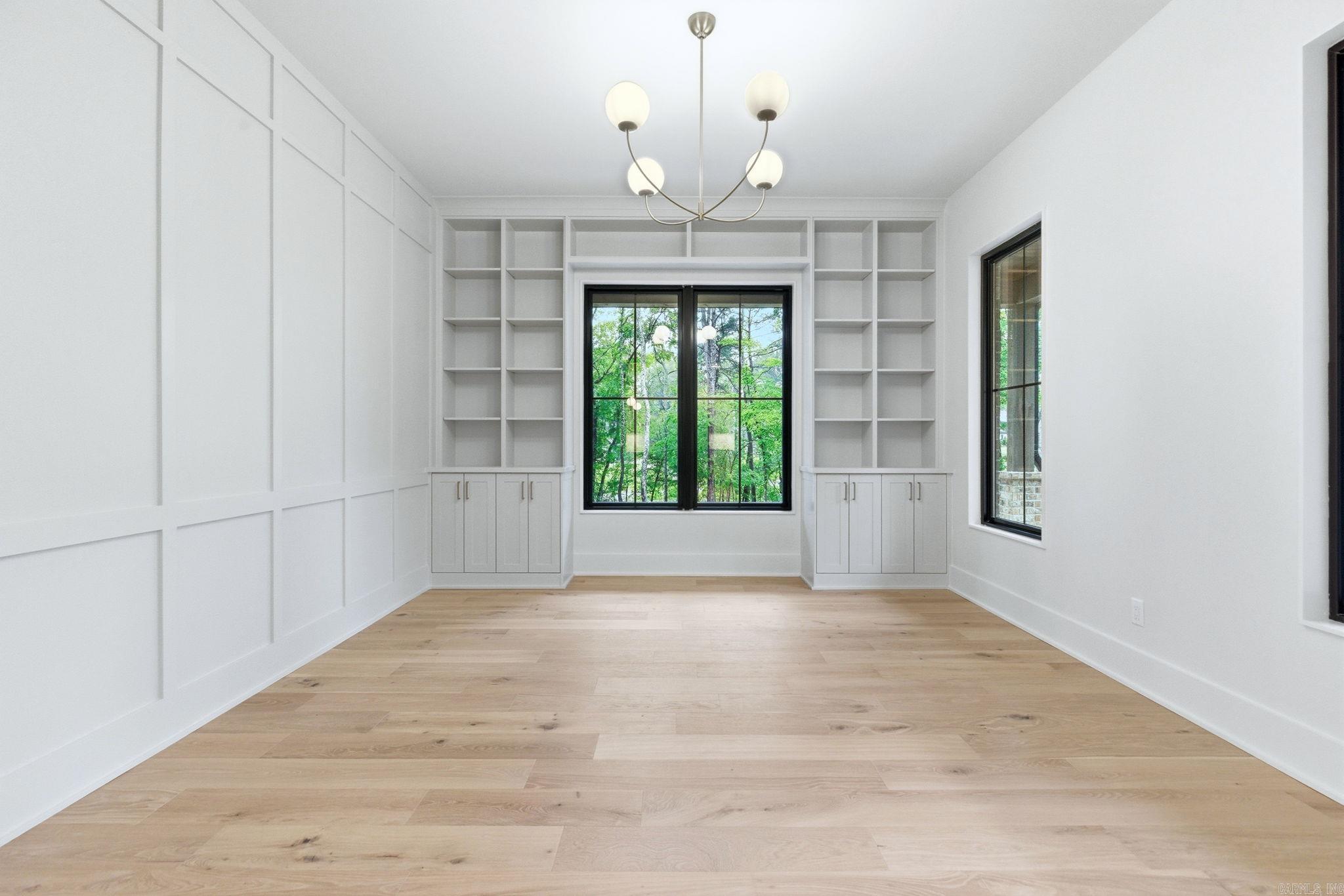 HAZEL OAK - Residential