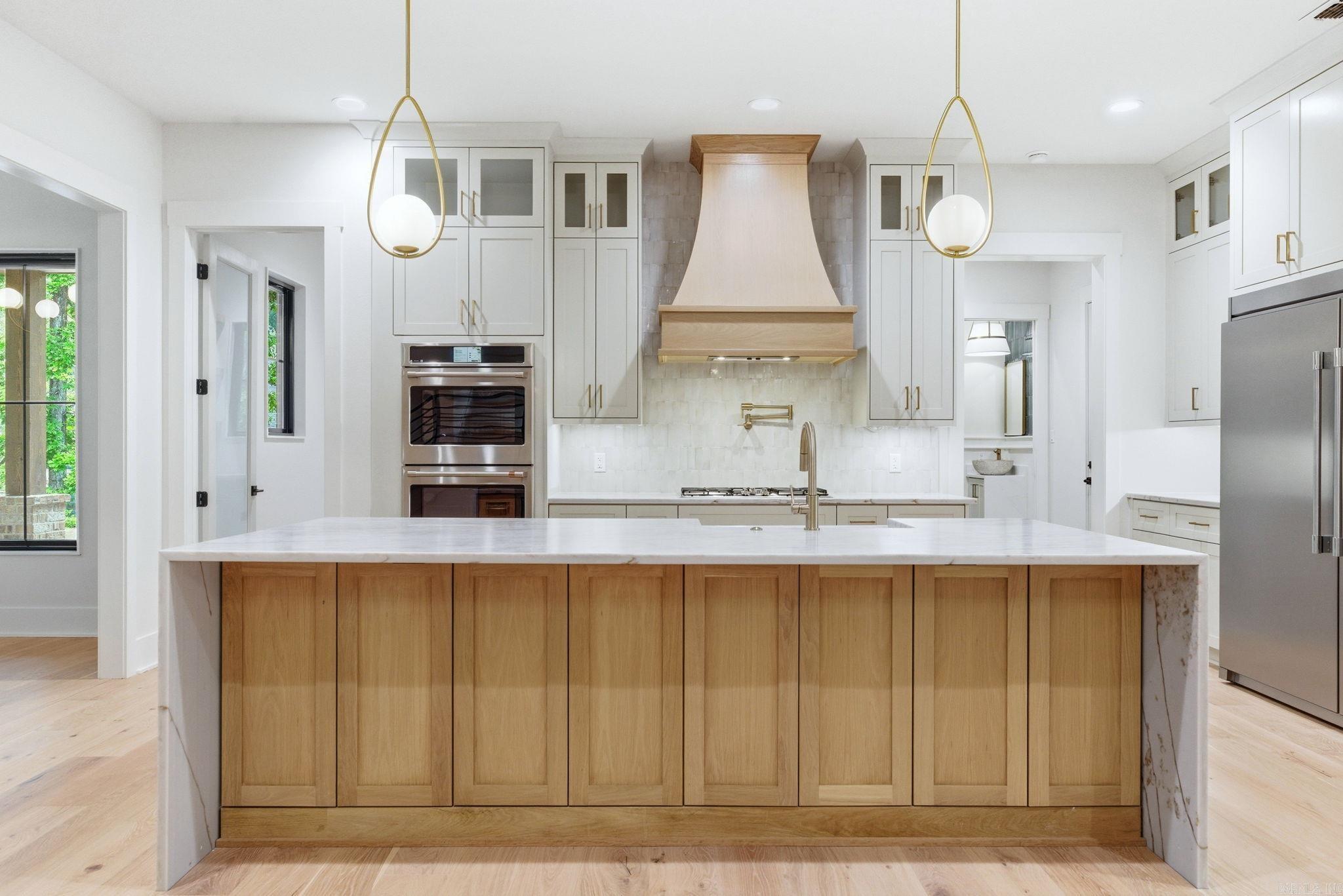 HAZEL OAK - Residential