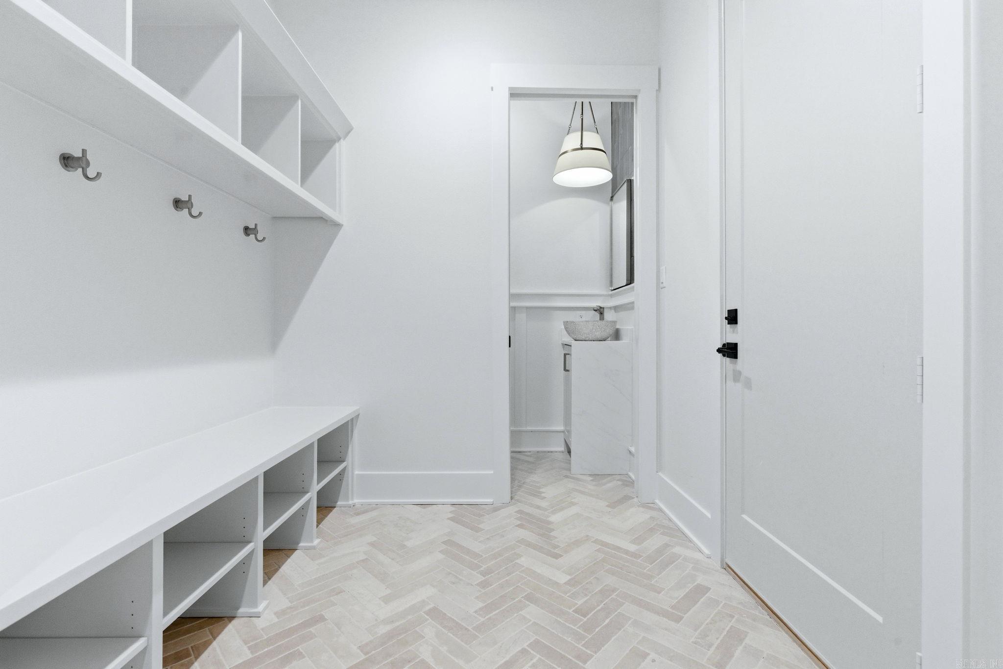HAZEL OAK - Residential