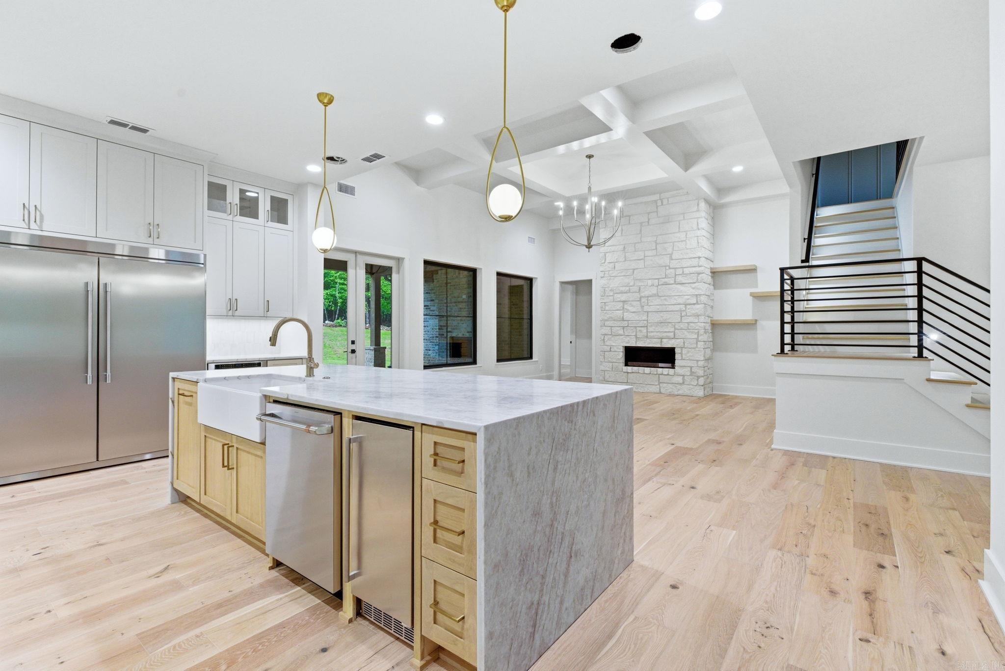 HAZEL OAK - Residential