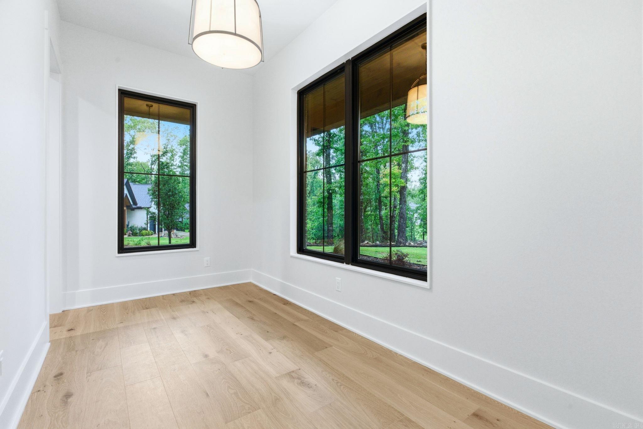 HAZEL OAK - Residential