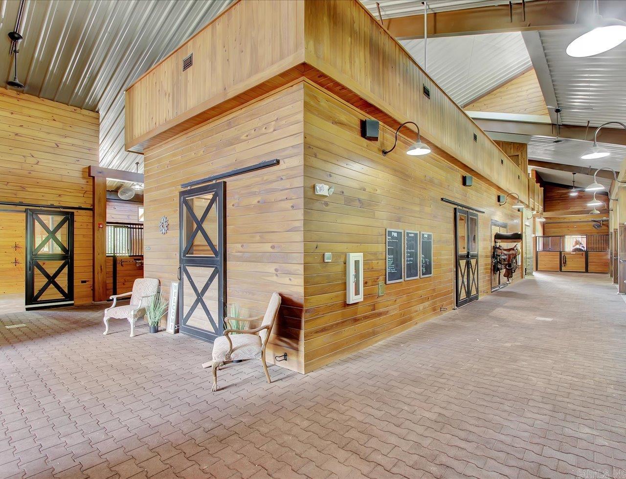 Glenns Crossing - Commercial Sale