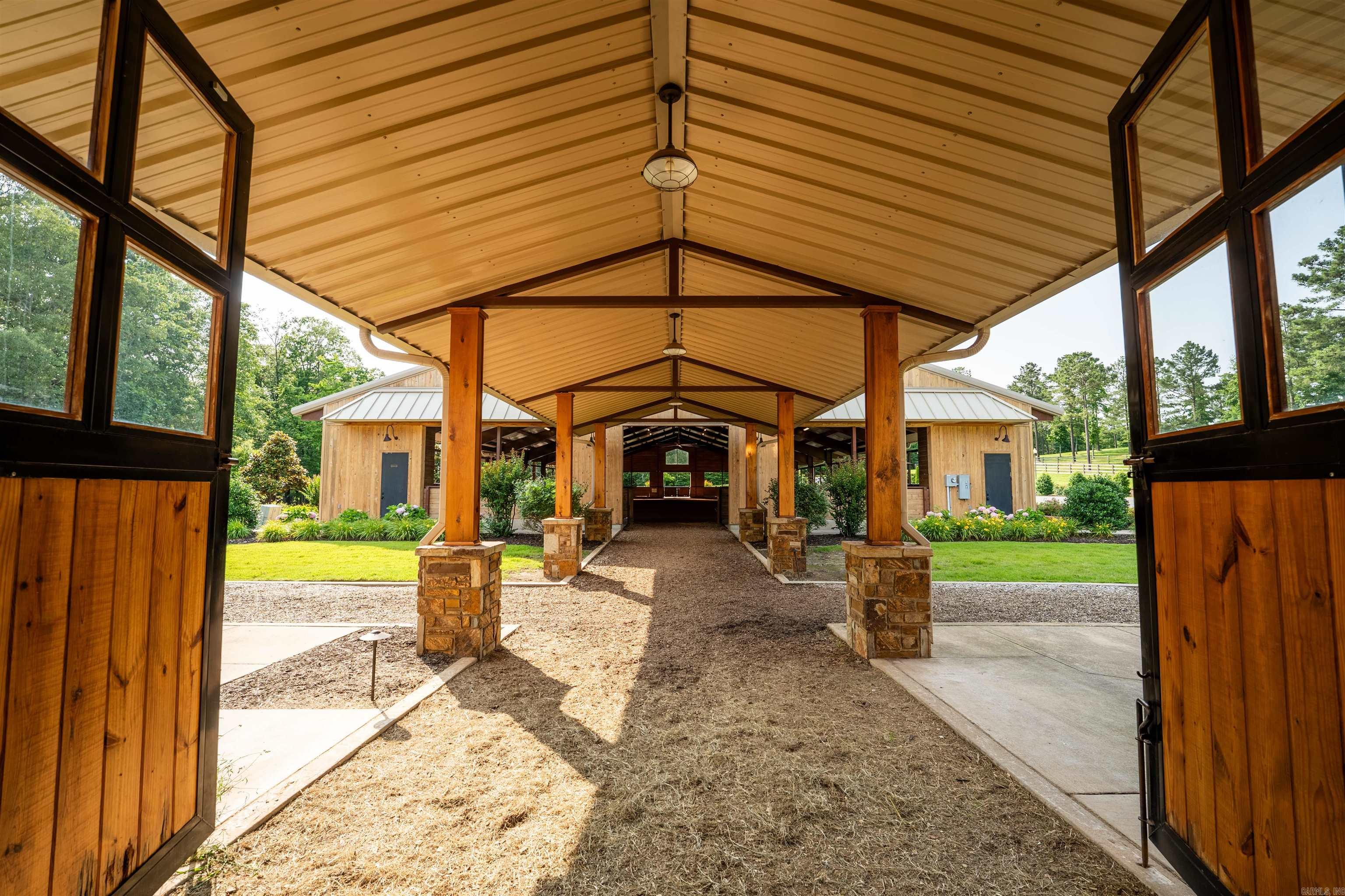 Glenns Crossing - Commercial Sale