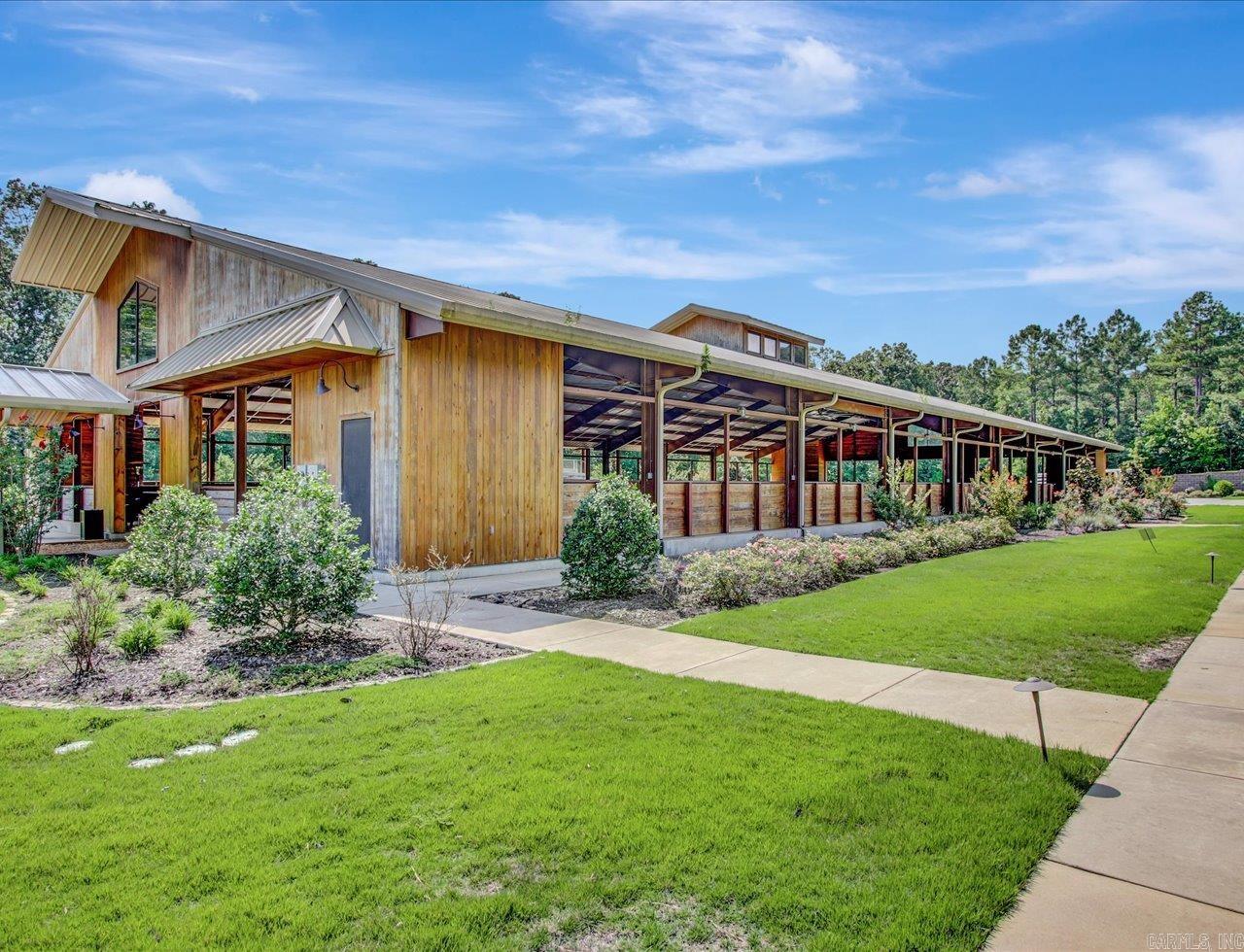 Glenns Crossing - Commercial Sale
