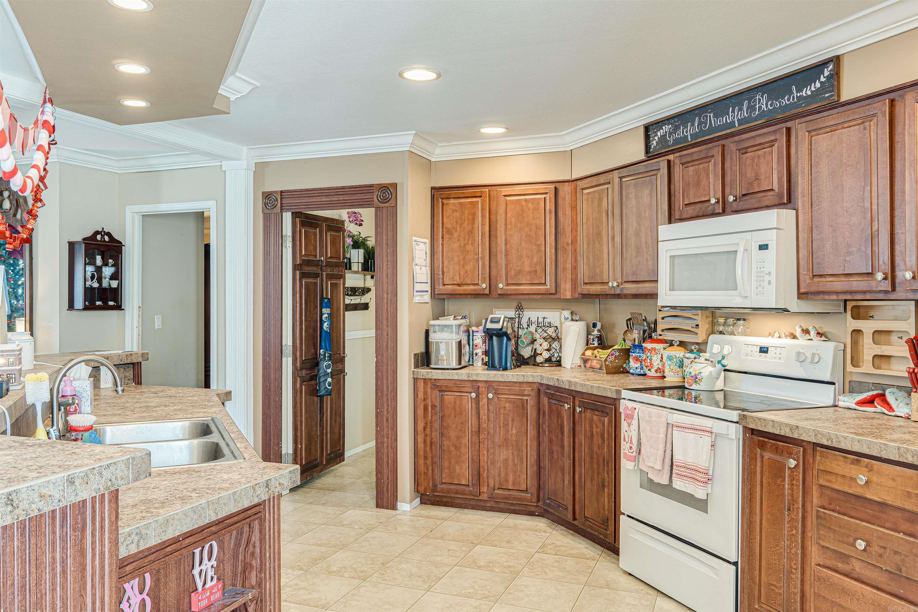 Metes & Bounds - Residential Income