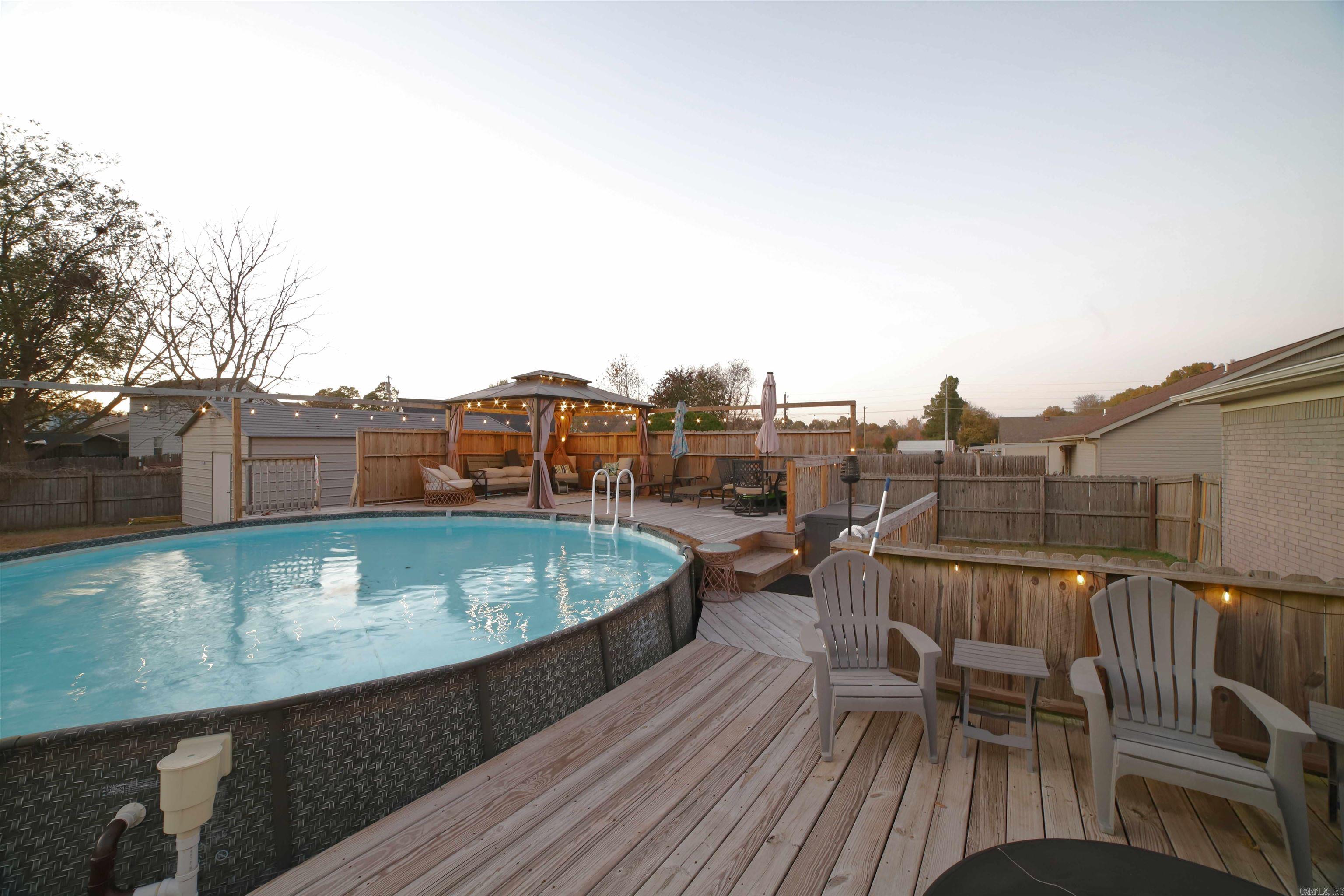 BROOKSIDE - Residential