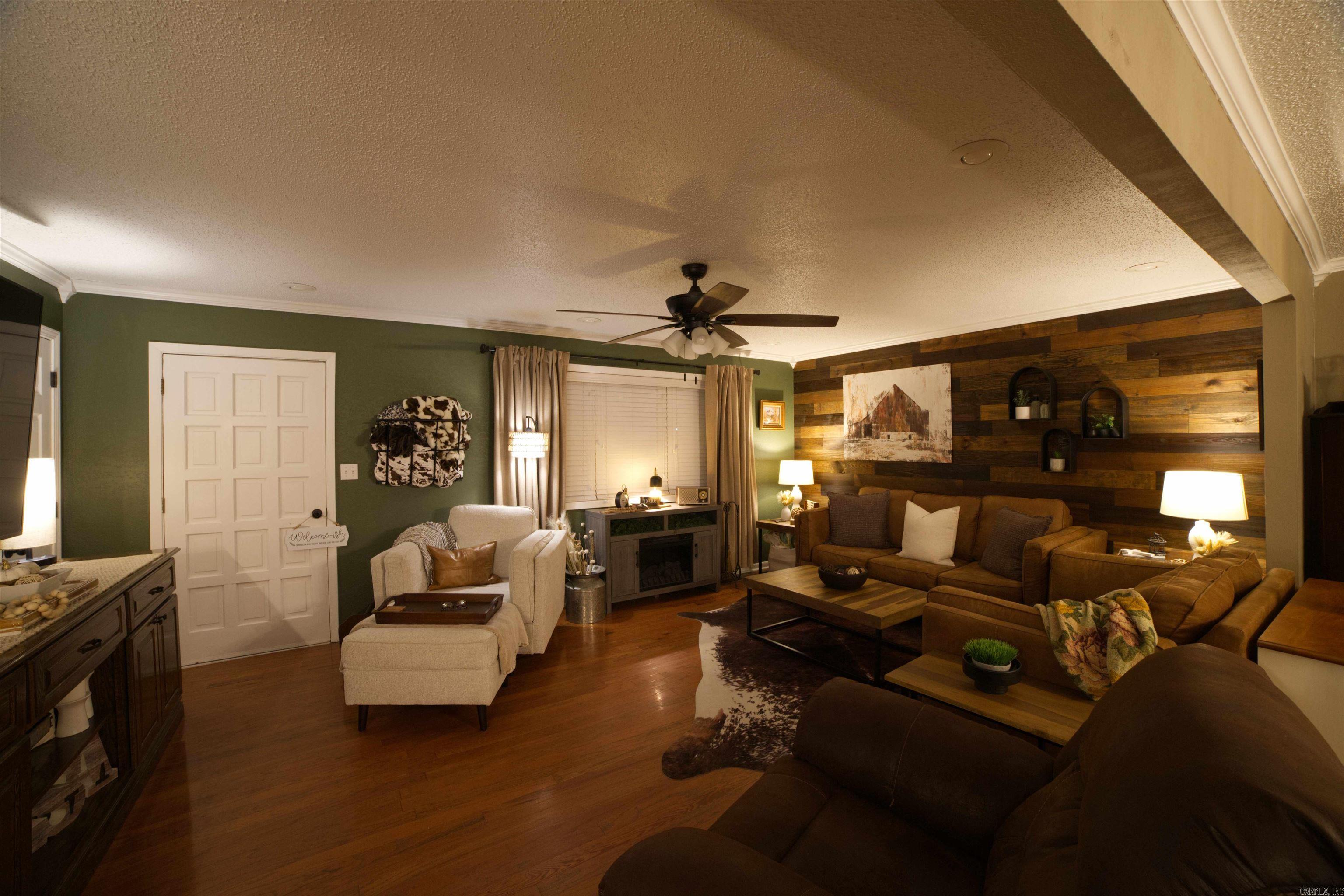 BROOKSIDE - Residential