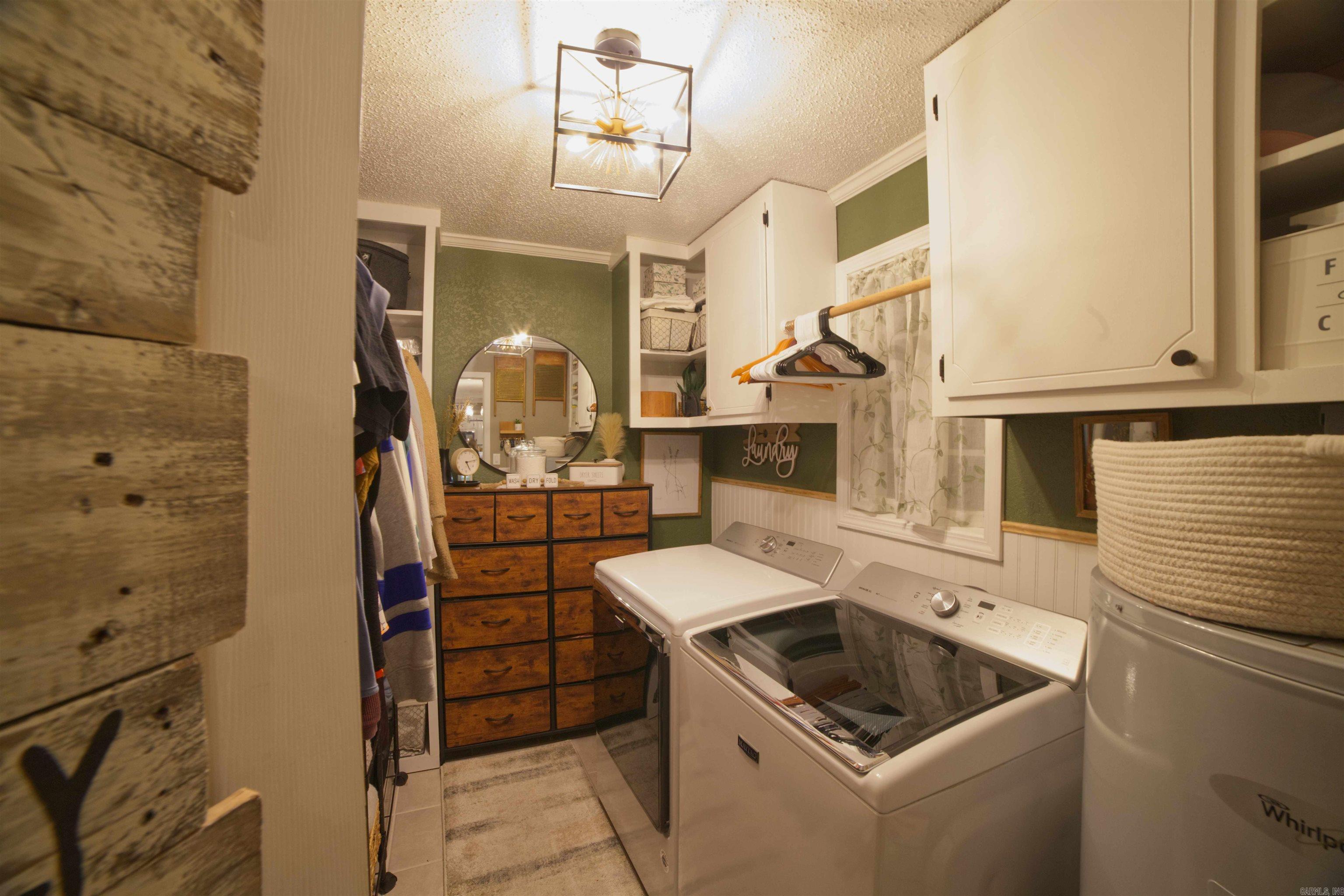 BROOKSIDE - Residential