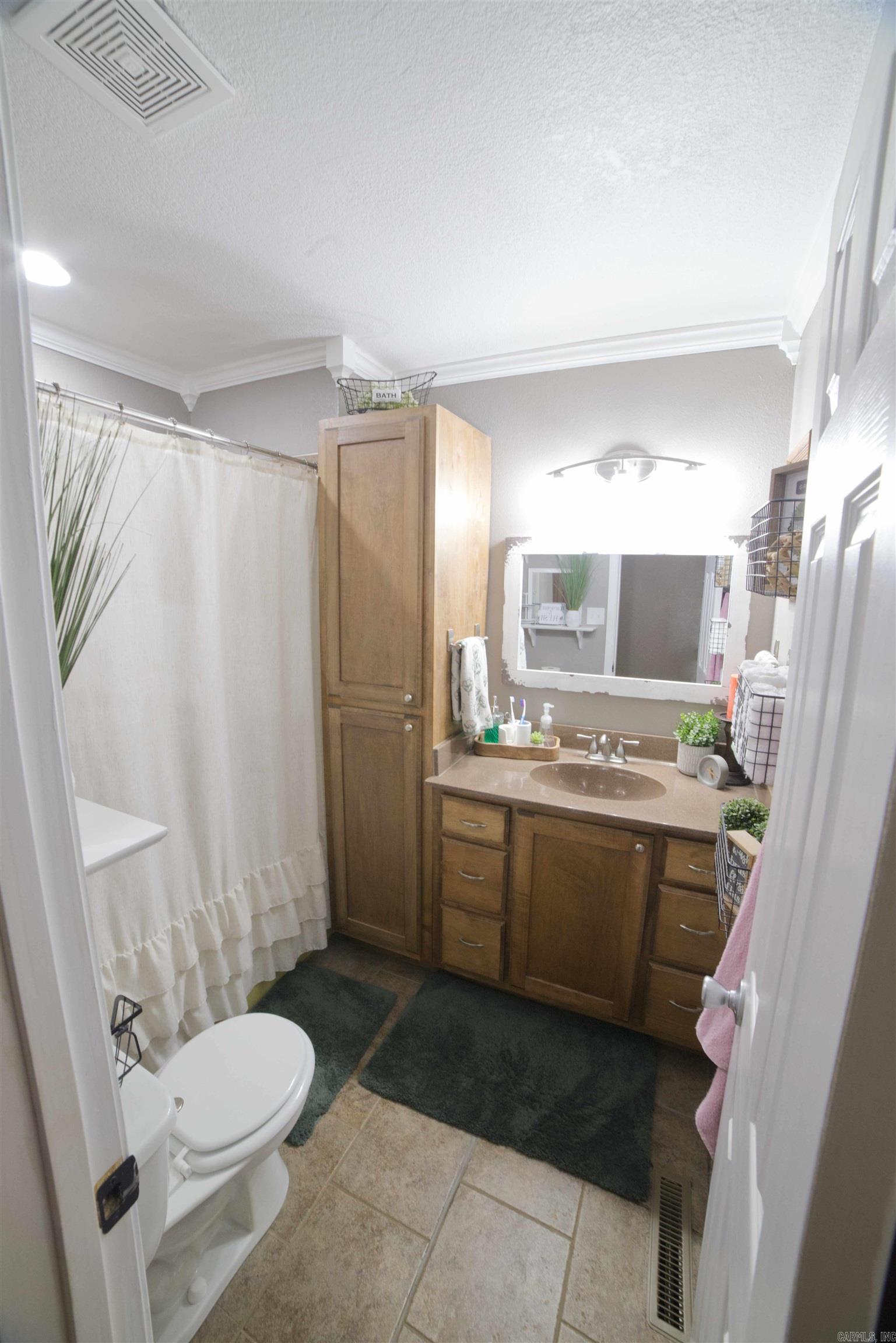 BROOKSIDE - Residential