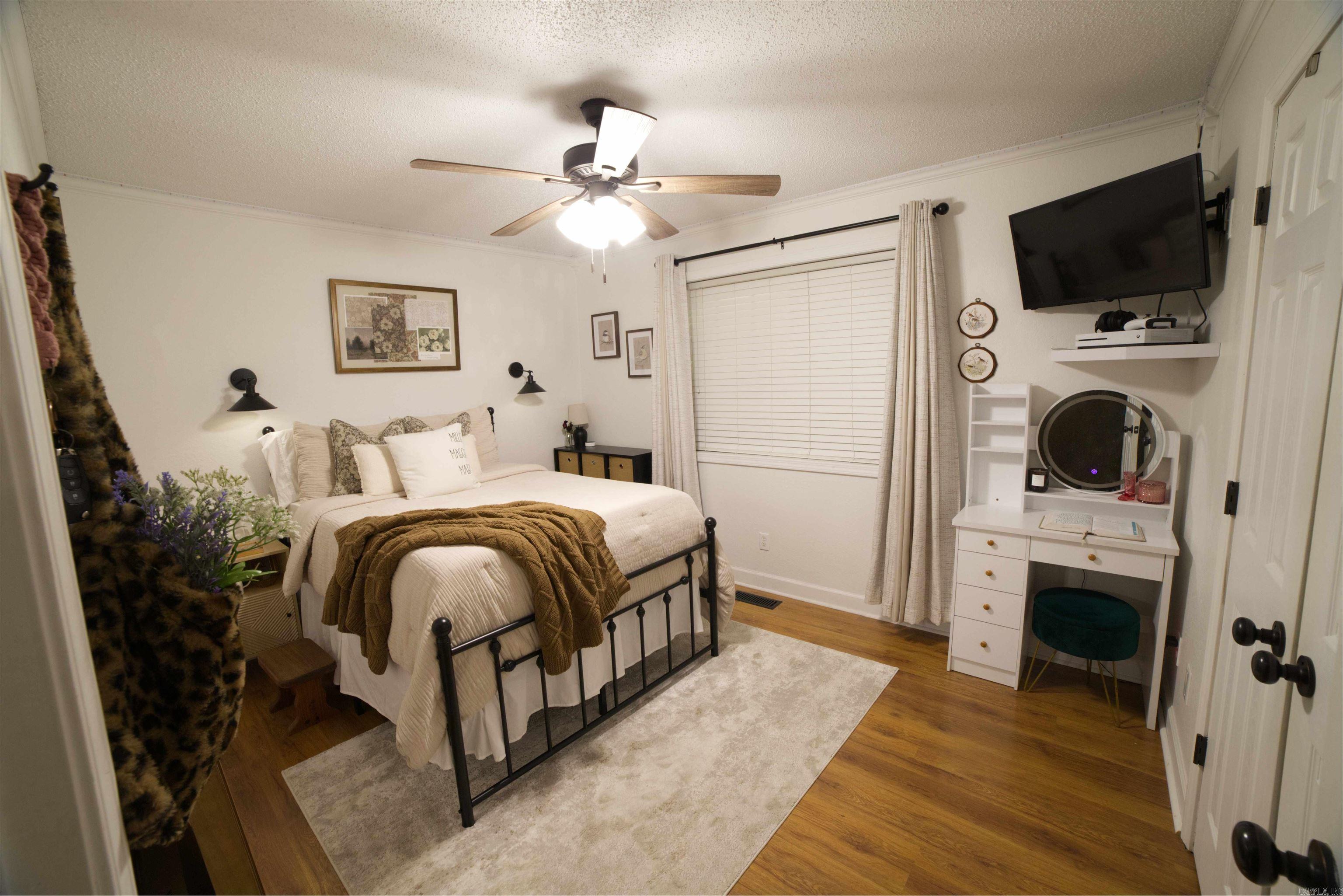 BROOKSIDE - Residential