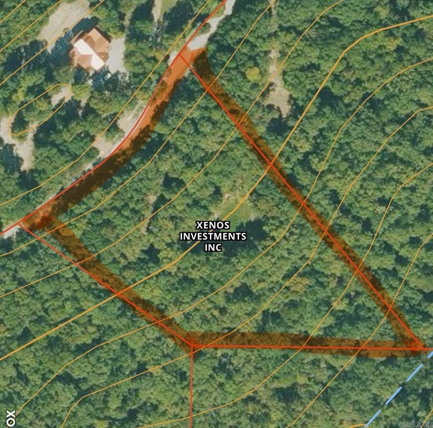 This lovely wooded property offers privacy as well as beauty. It is convenient to the White River and Mountain View and already has a driveway cut in and a leveled building pad. There are a few restrictions to protect your investment including a 900 sq ft minimum.