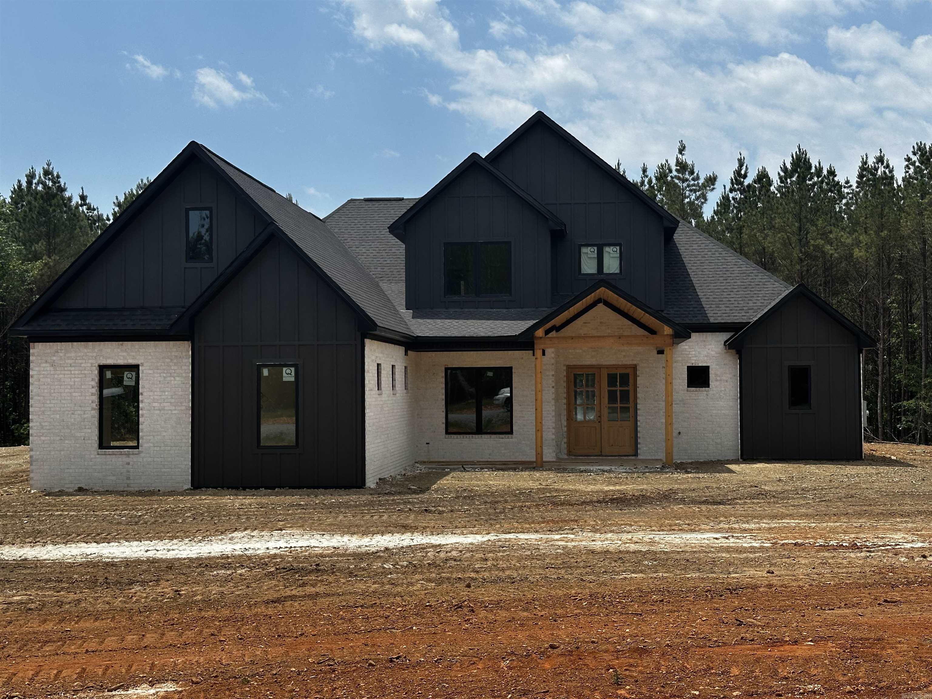 Mountain Ridge - Residential