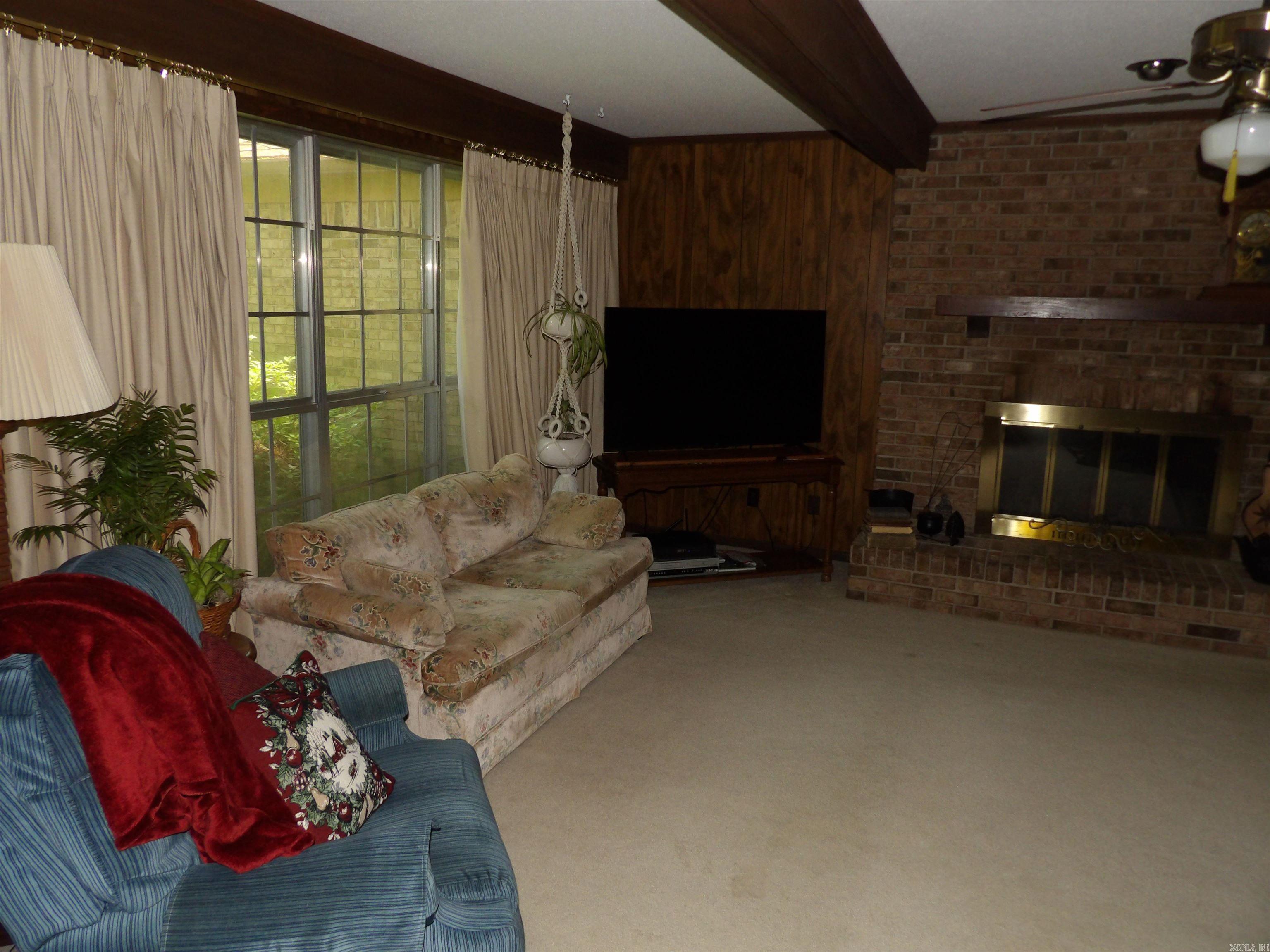 TANGLEWOOD - Residential