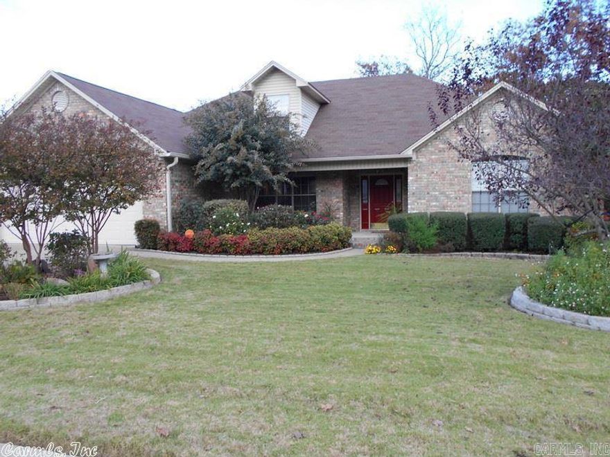 This immaculate home is back on the market.  It was previously listed incorrectly as a 3 bedroom.  This home is 4 bedroom 2 bath home located in a highly desirable neighborhood Sherwood.  New deck in back yard built this year.   New roof built in 2009.  Home features Central Heat and Air, eat-in kitchen with custom cabinets and granite countertops.  Large master bedroom suite featuring two walk-in closets and a Jacuzzi tub.