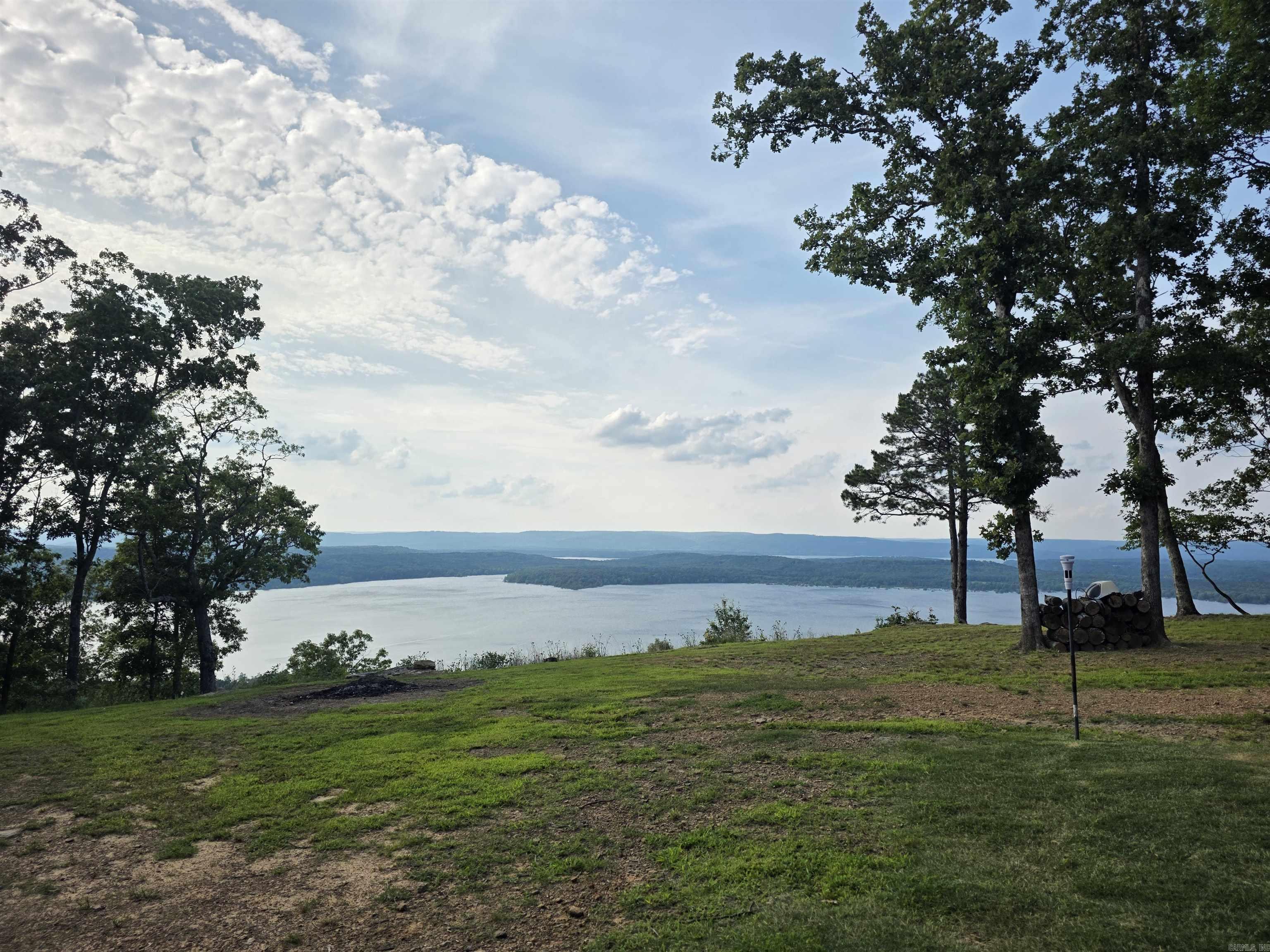 CLIFFVIEW TRACTS - Residential