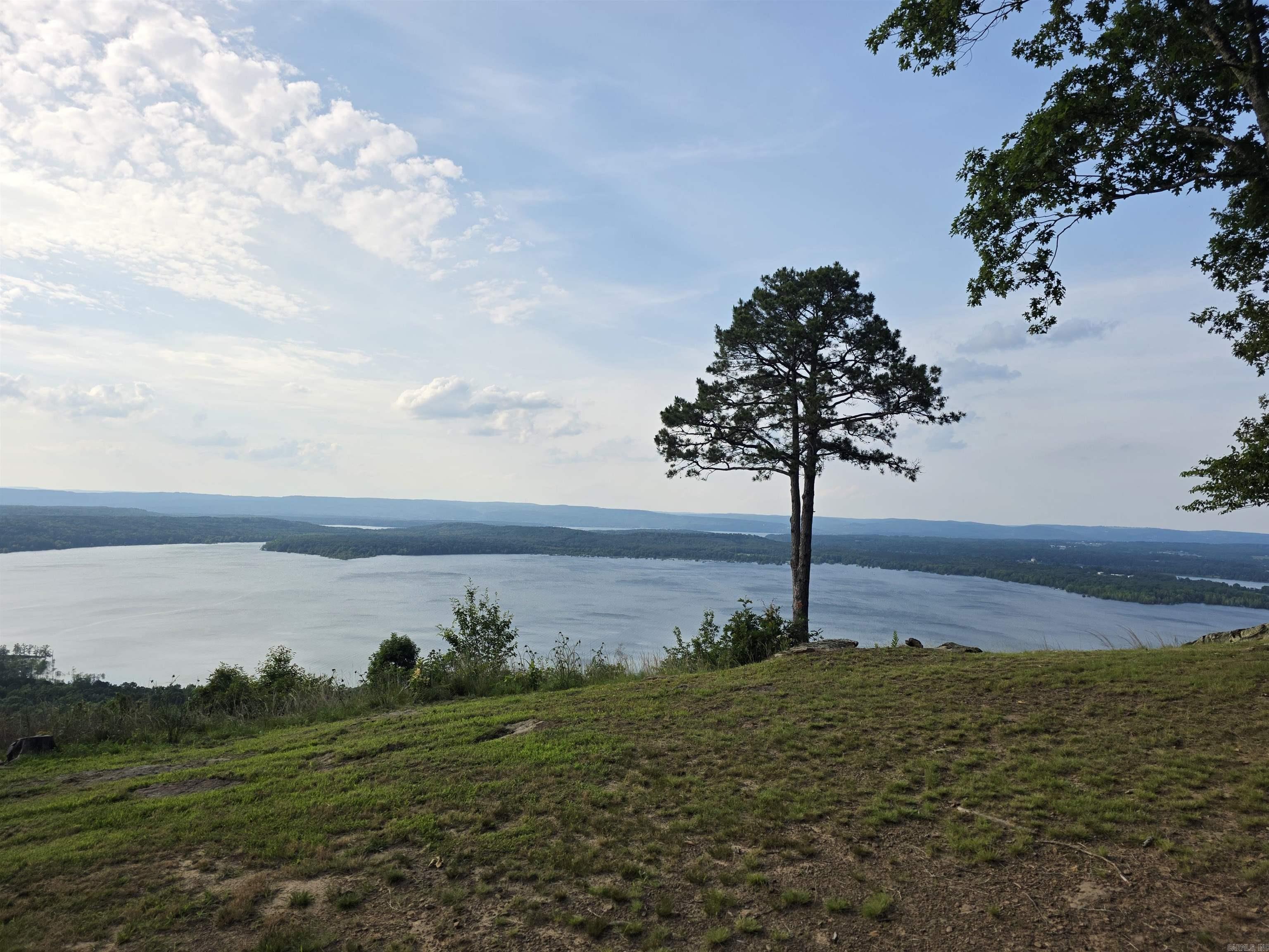 CLIFFVIEW TRACTS - Residential
