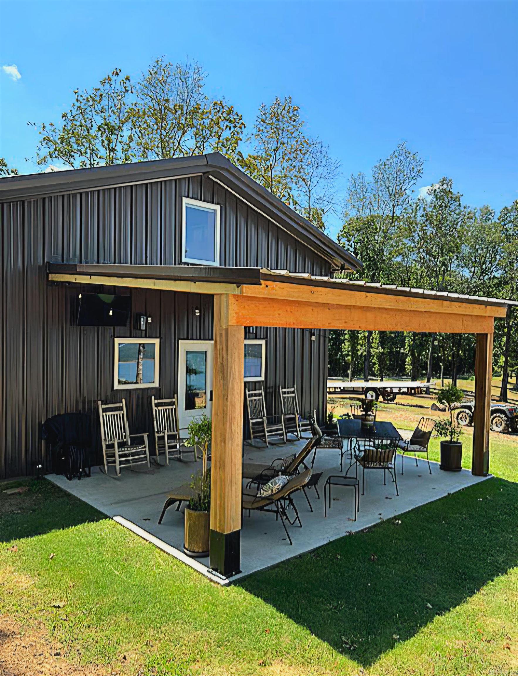 CLIFFVIEW TRACTS - Residential