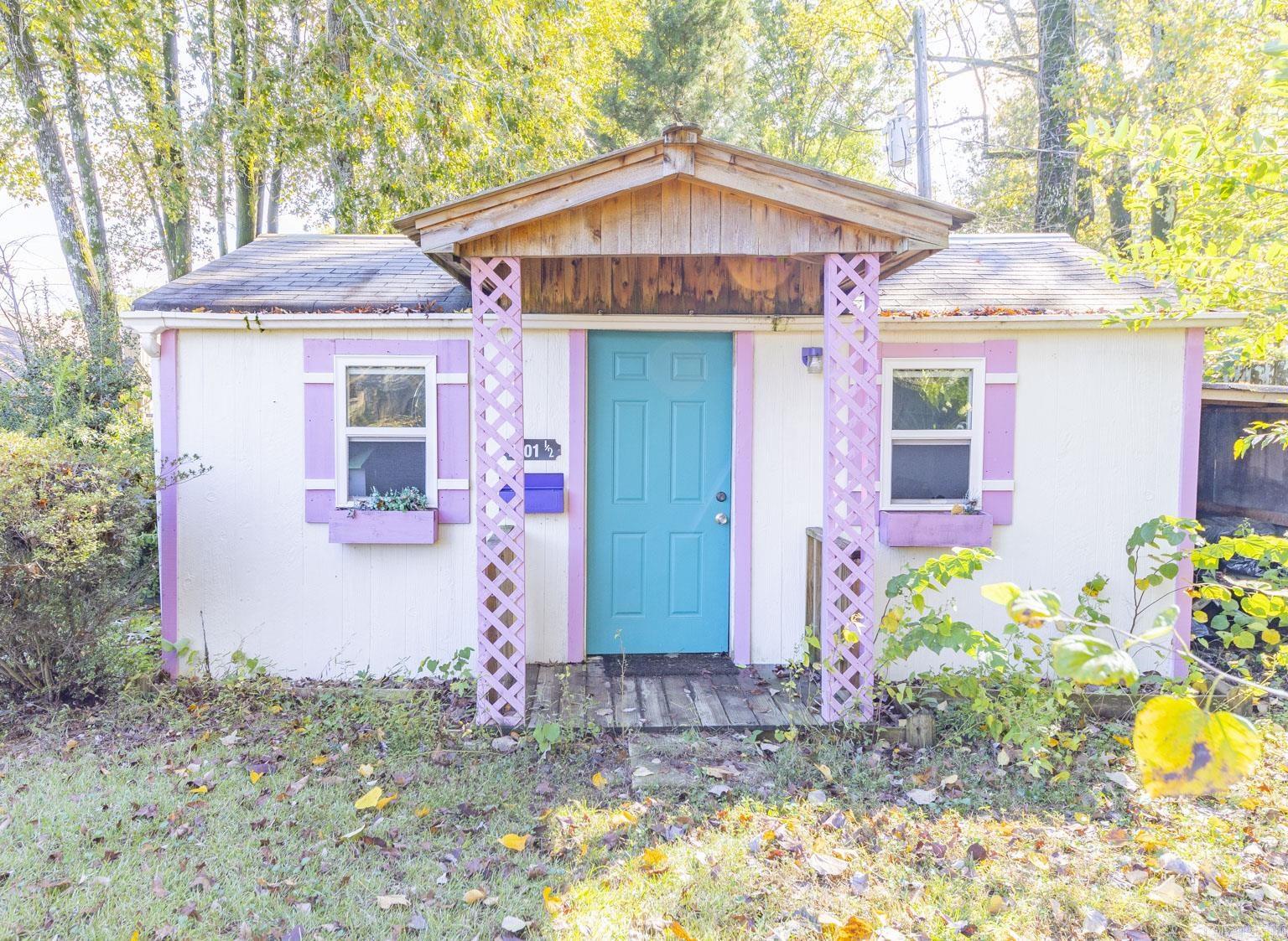 DARK FOREST PLACE - Residential