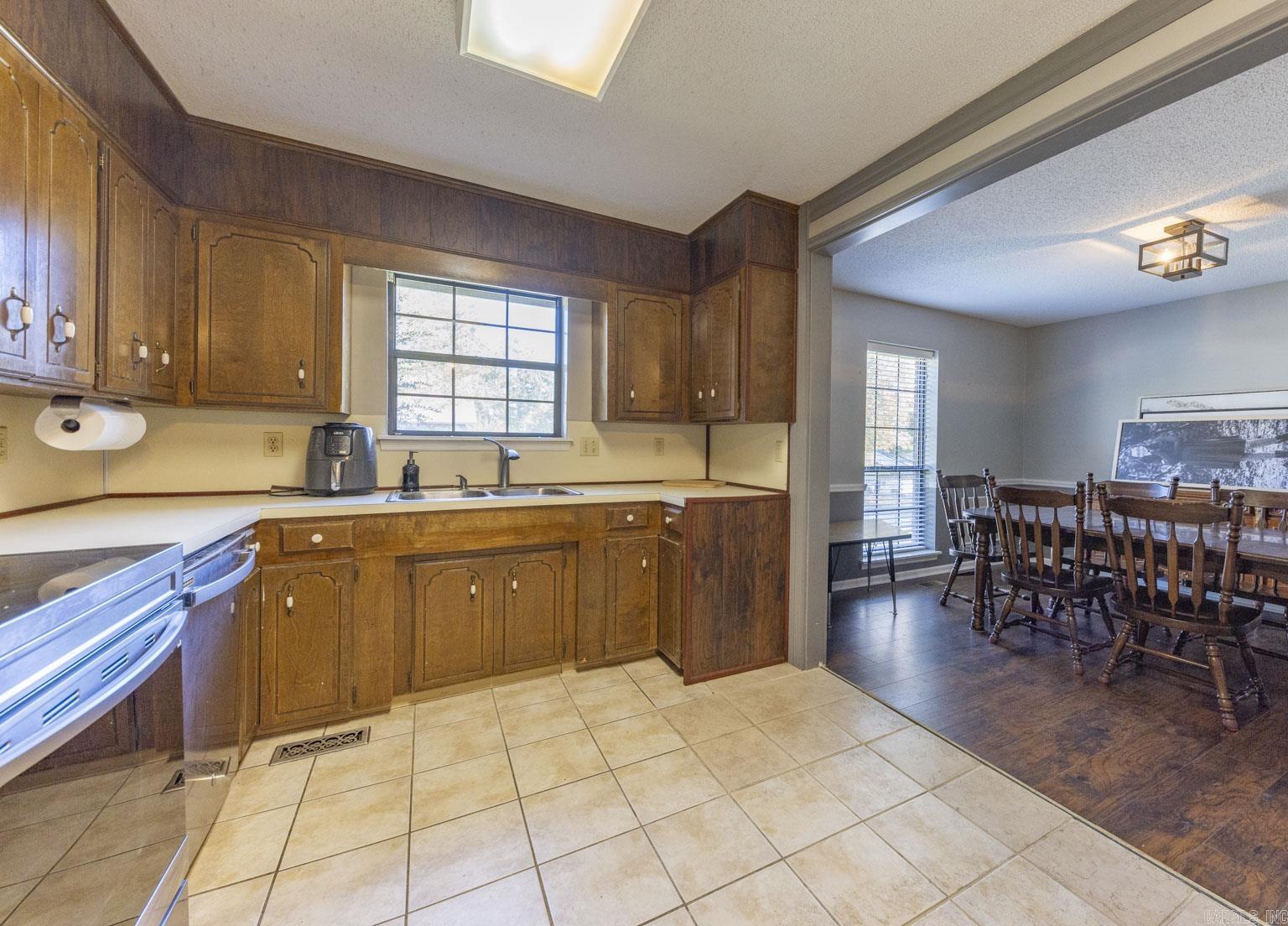 DARK FOREST PLACE - Residential