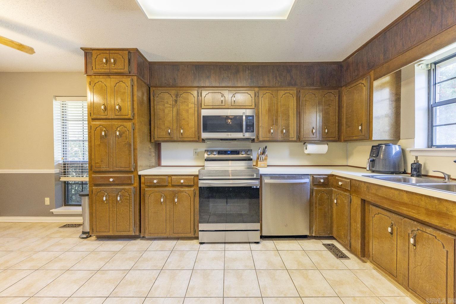 DARK FOREST PLACE - Residential