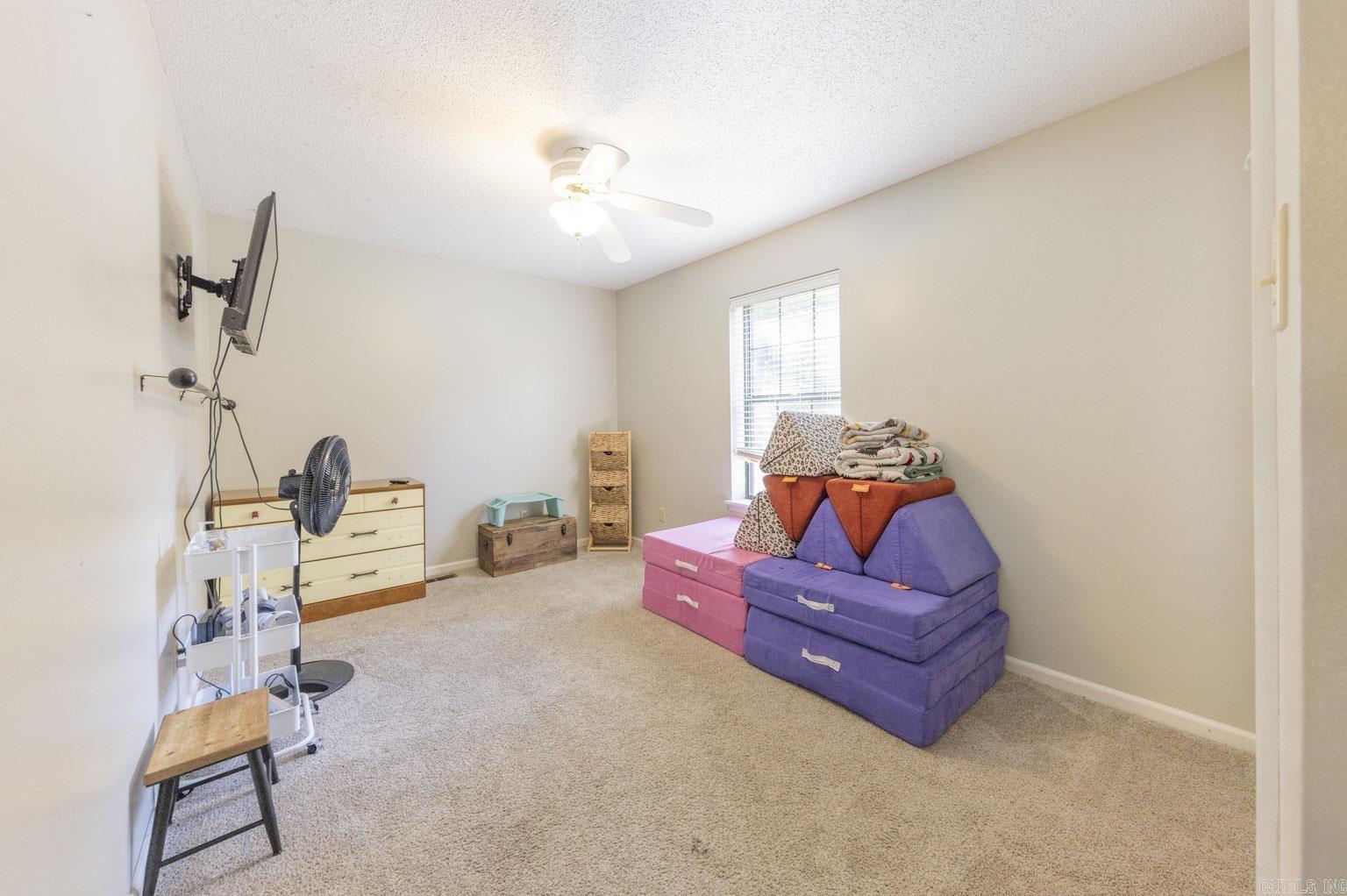 DARK FOREST PLACE - Residential