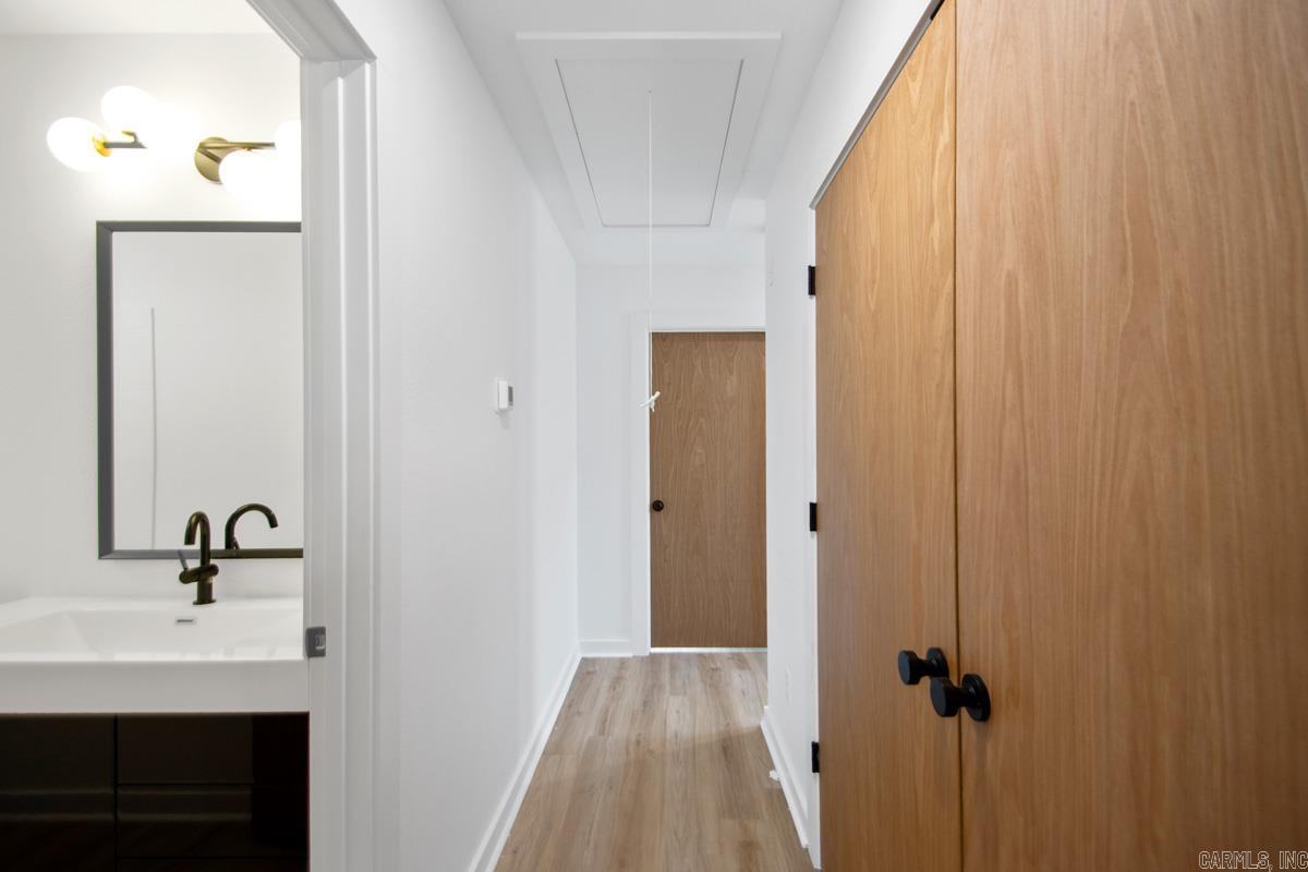 ALGOOD HEIGHTS SUBDIVISION - Residential Lease