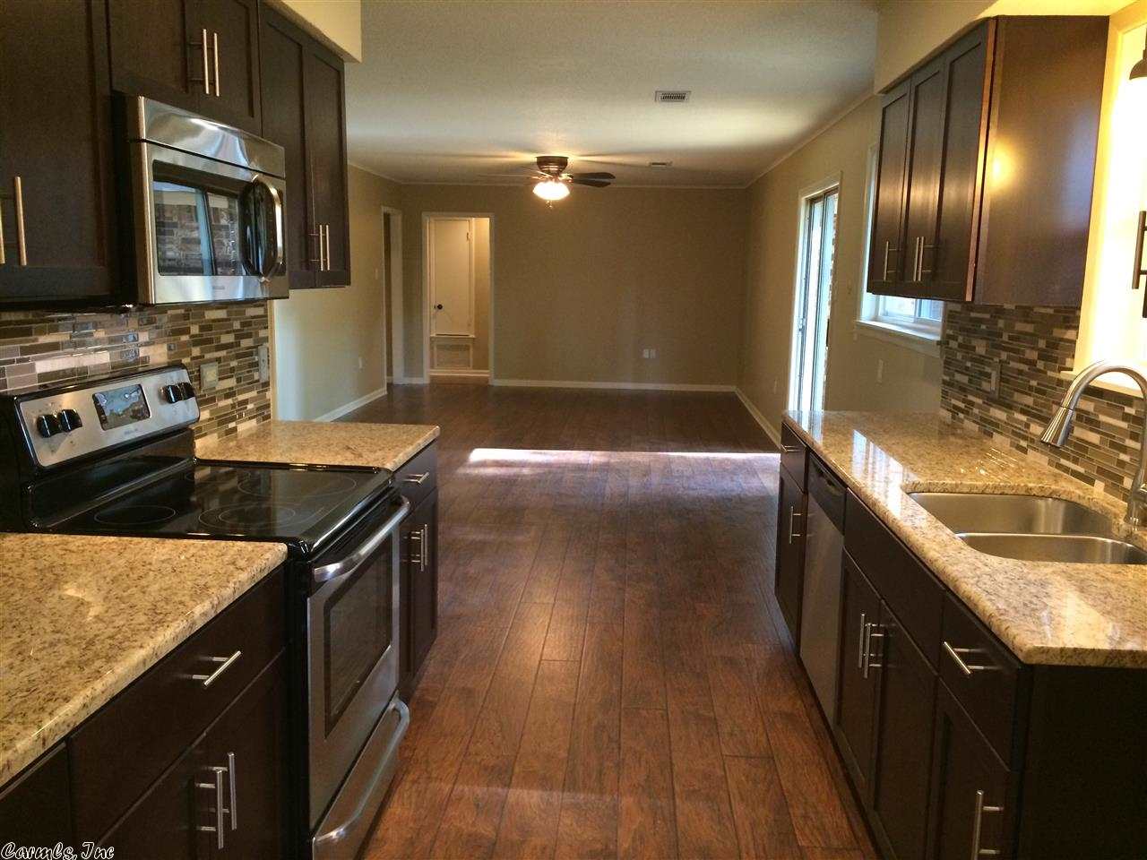 Smoking Oaks - Residential