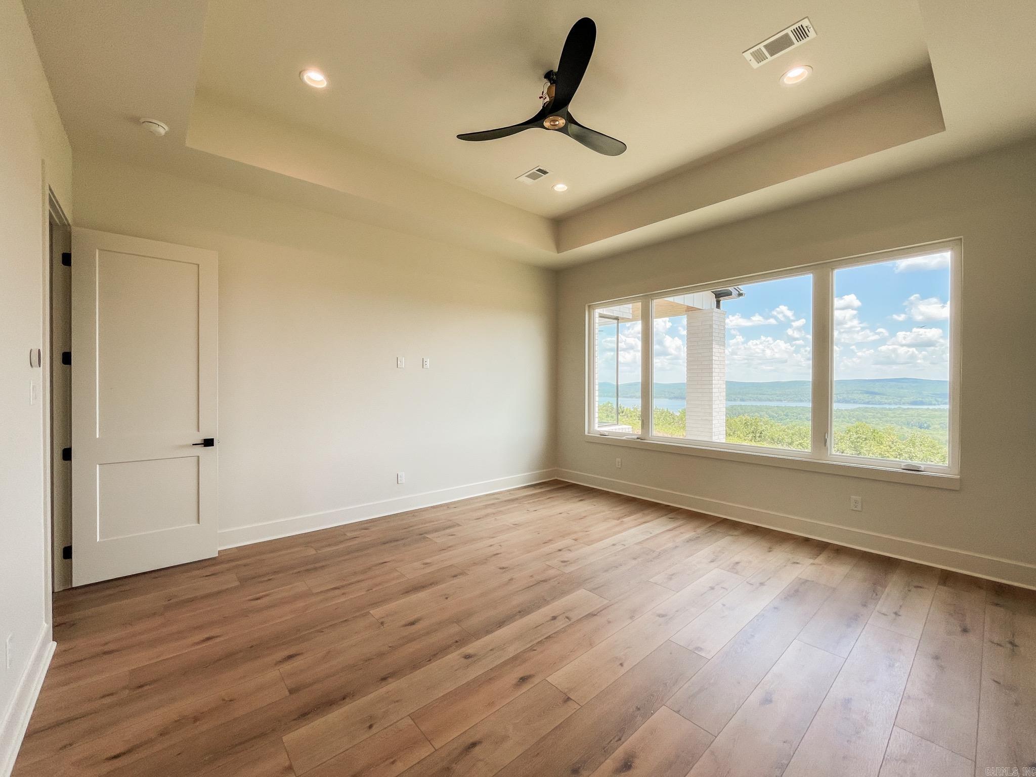 LAKEVIEW WEST - Residential