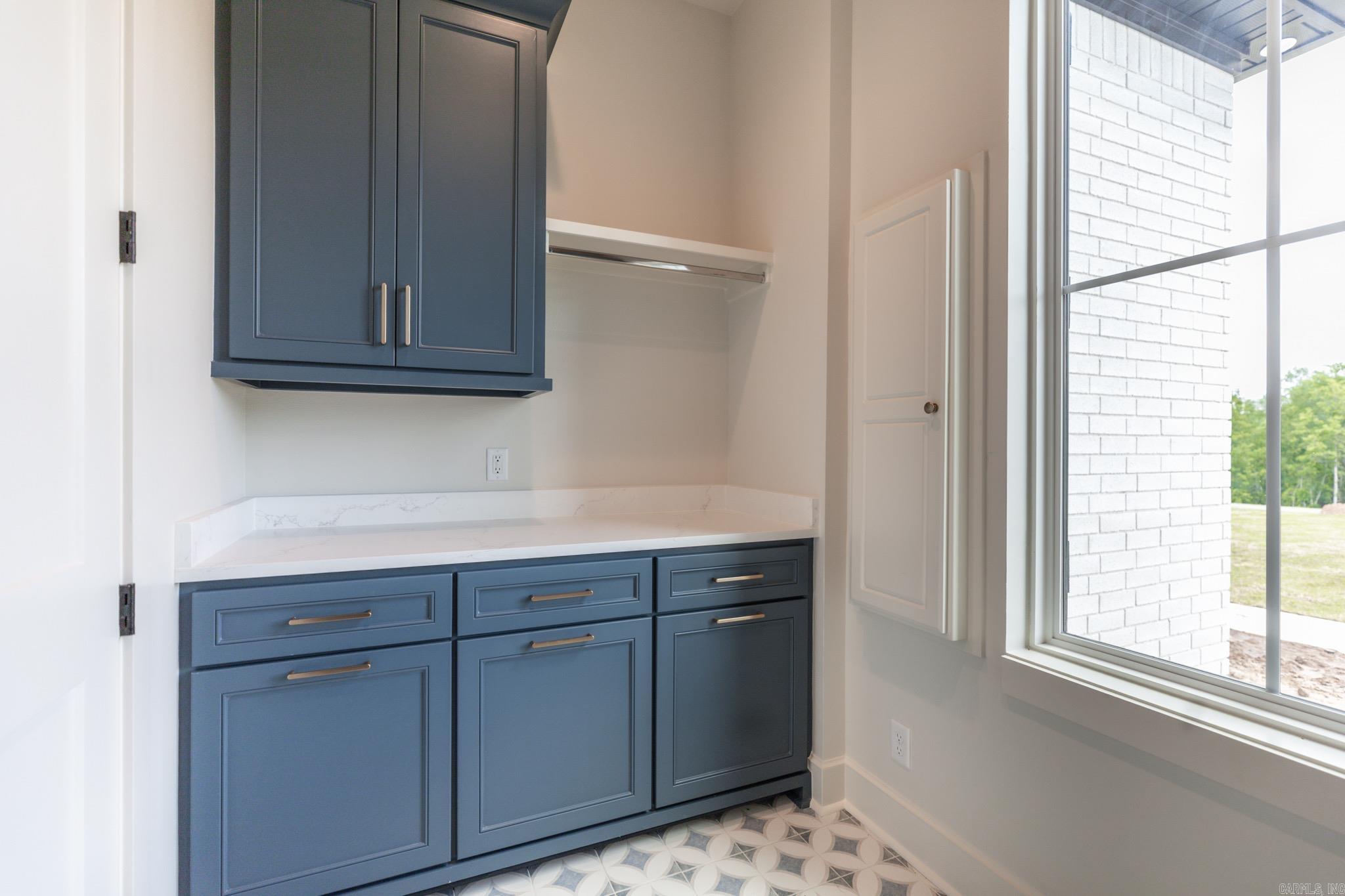 LAKEVIEW WEST - Residential