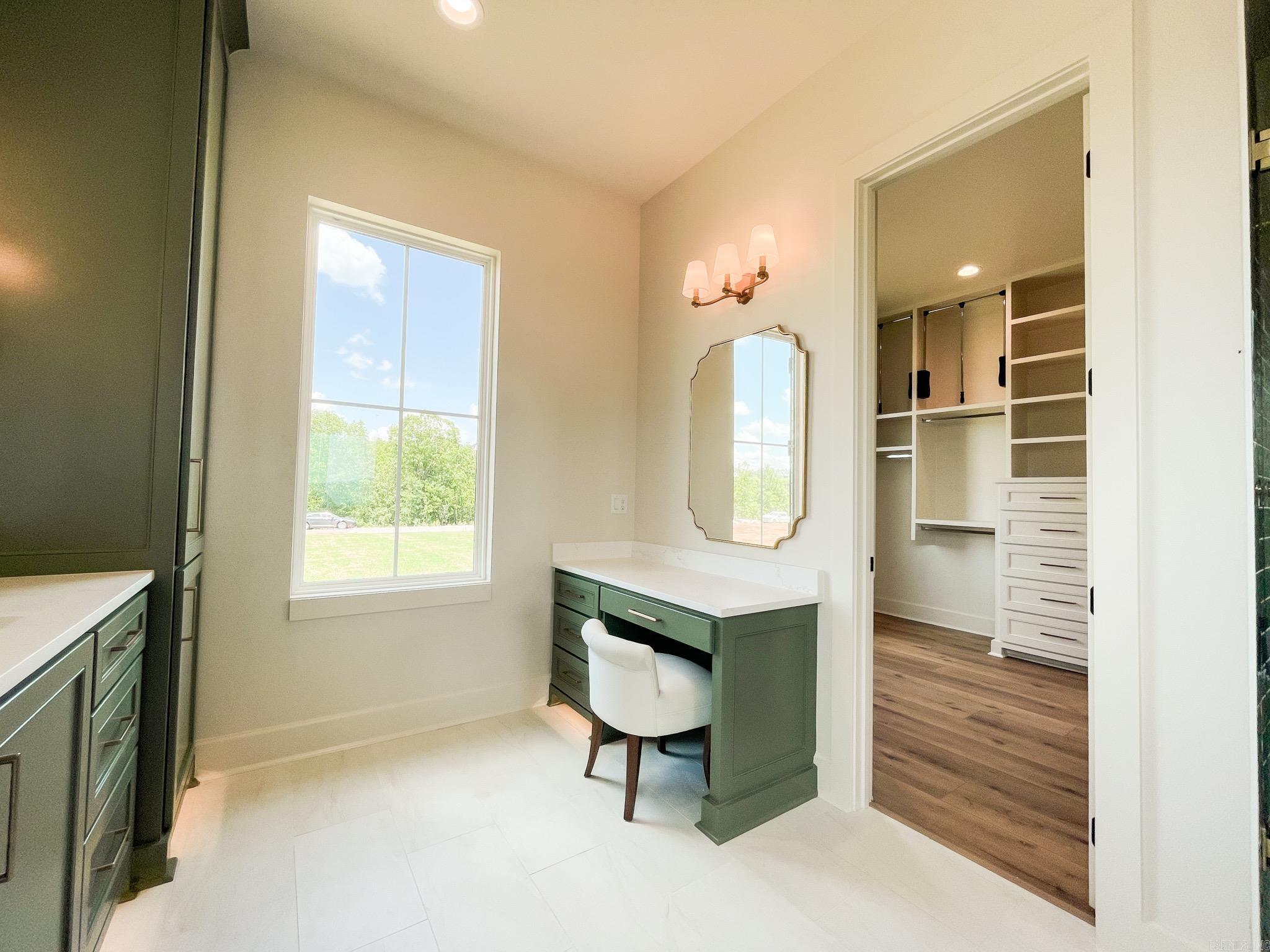 LAKEVIEW WEST - Residential