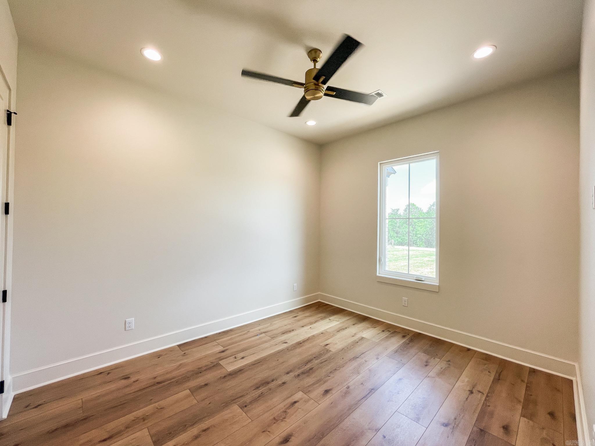 LAKEVIEW WEST - Residential