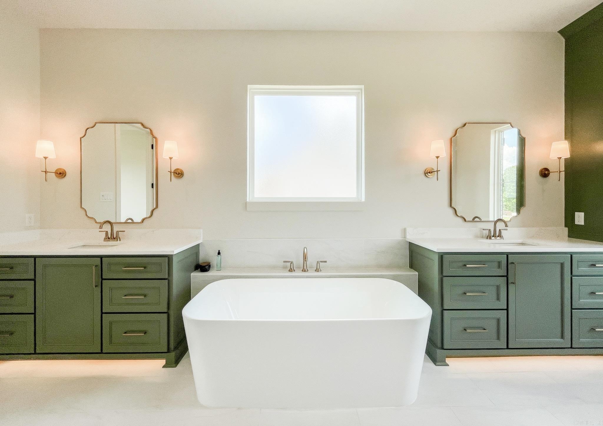 LAKEVIEW WEST - Residential