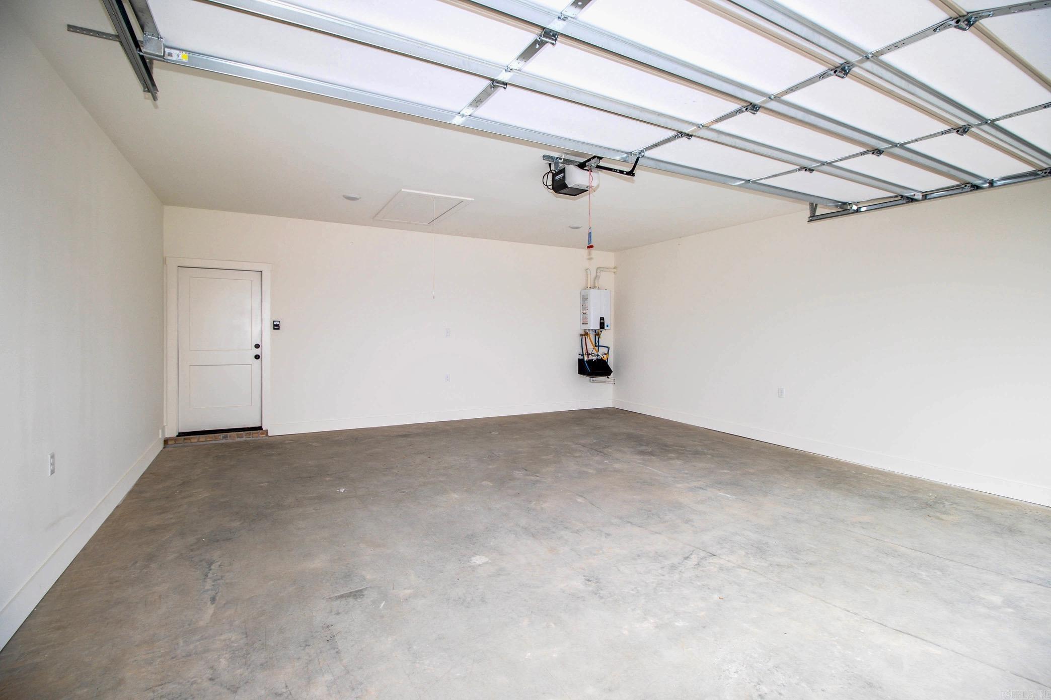 SPENCER CROSSING LLC - Residential