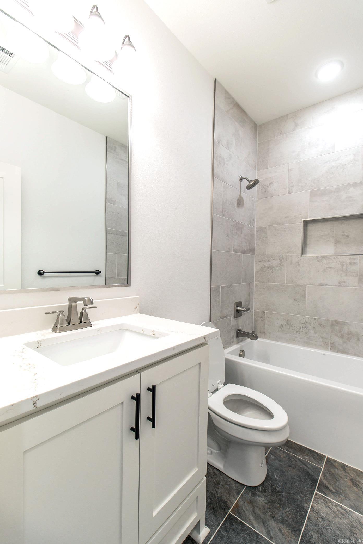 SPENCER CROSSING LLC - Residential