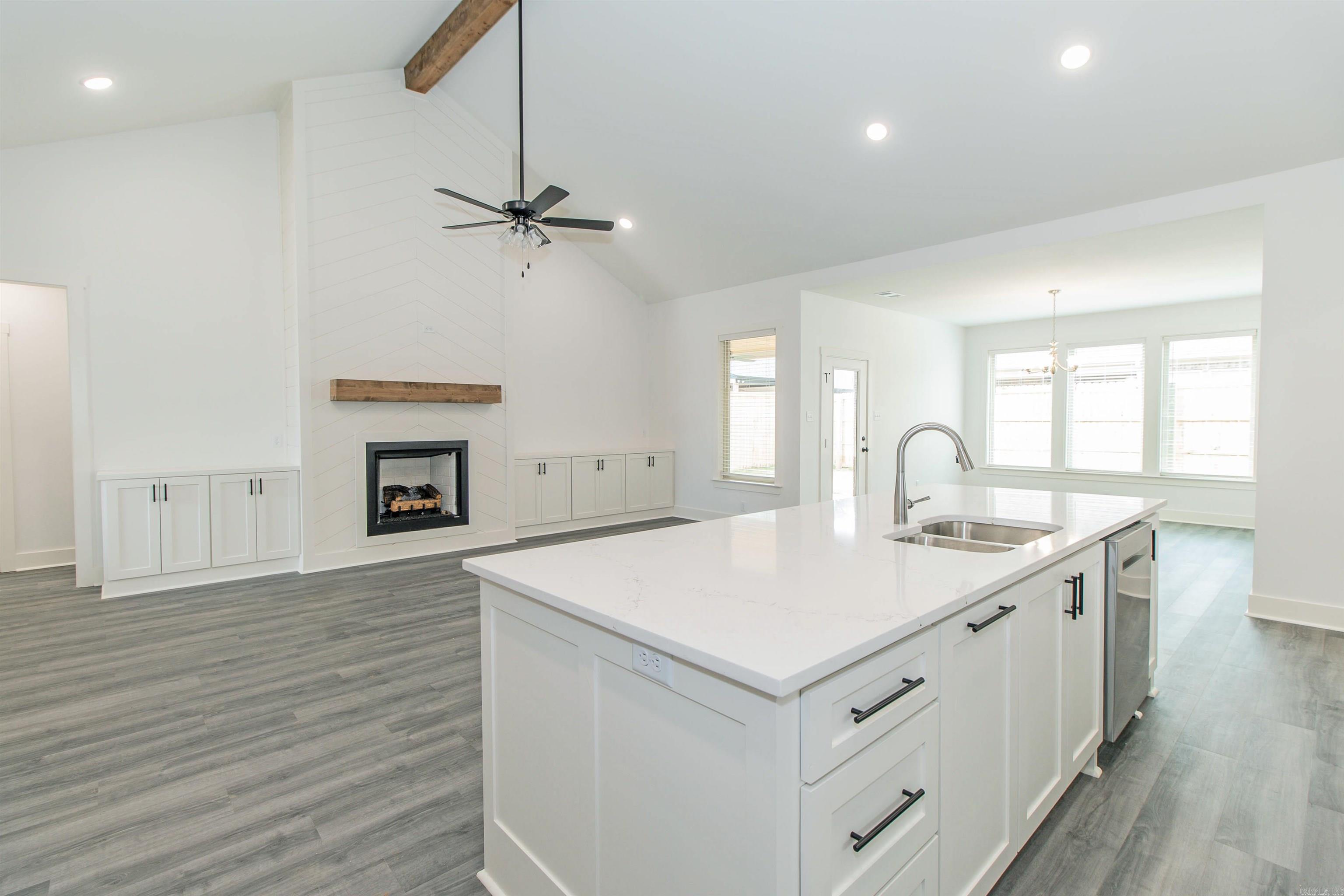 SPENCER CROSSING LLC - Residential