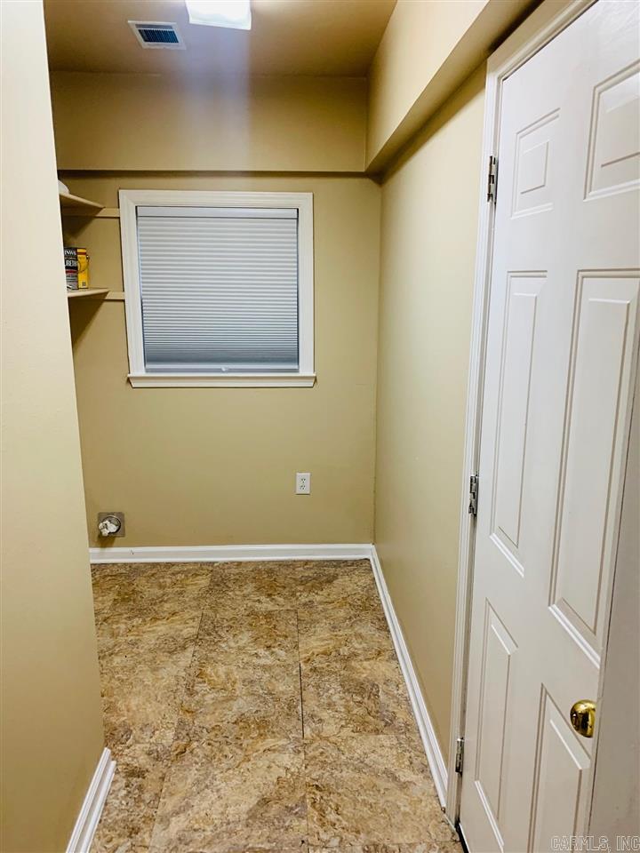 Oak Terrace - Residential Lease