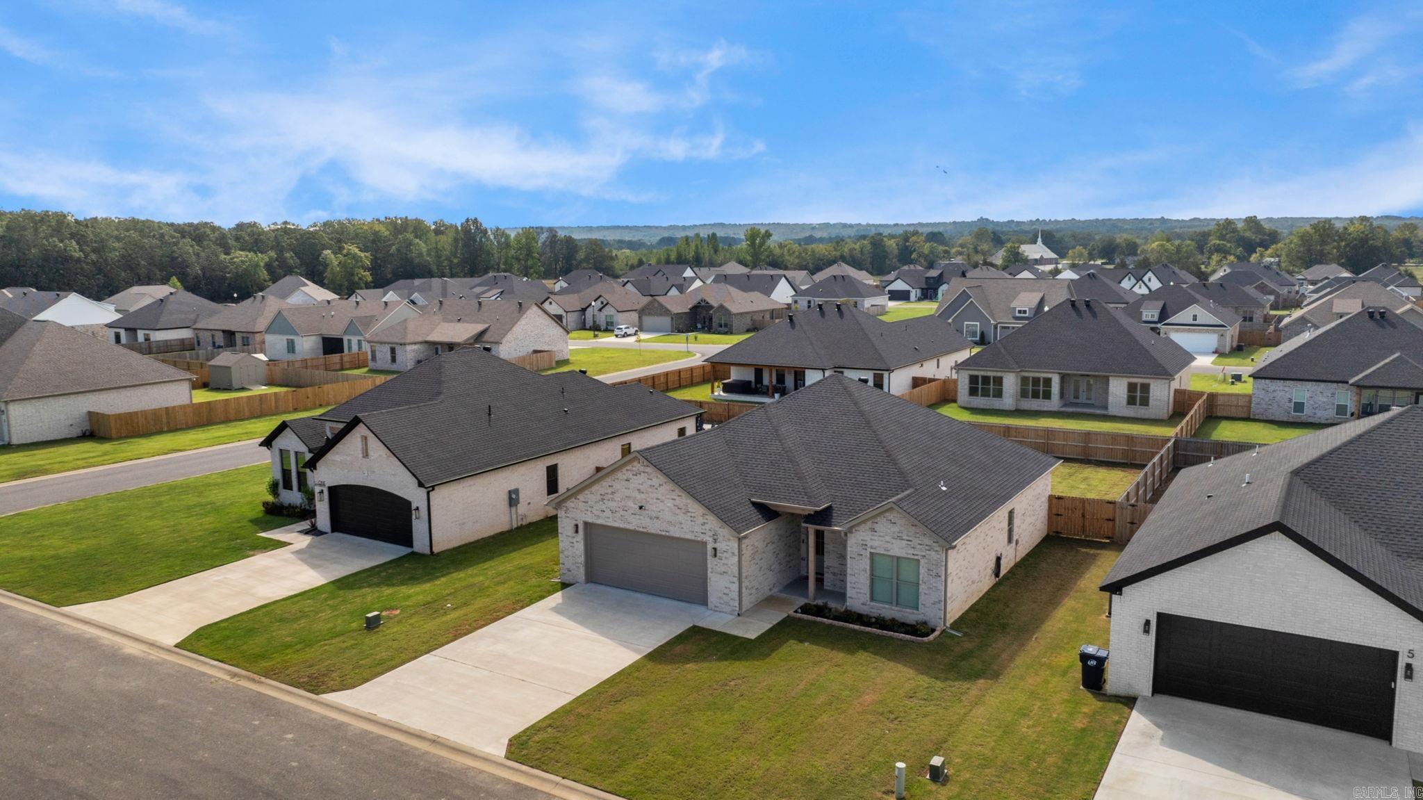 EAST MEADOW - Residential