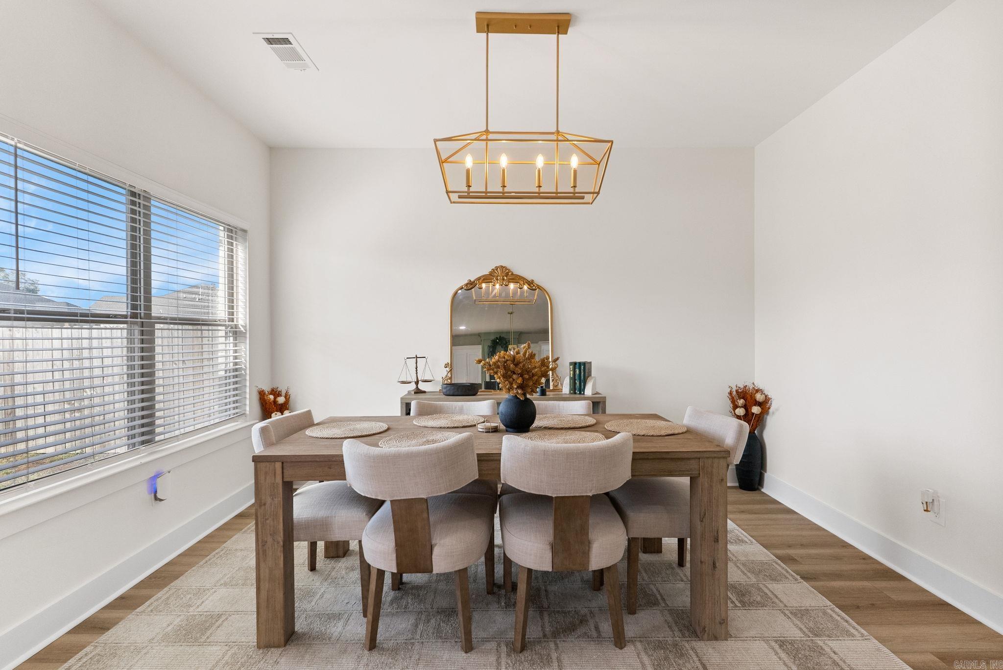 EAST MEADOW - Residential