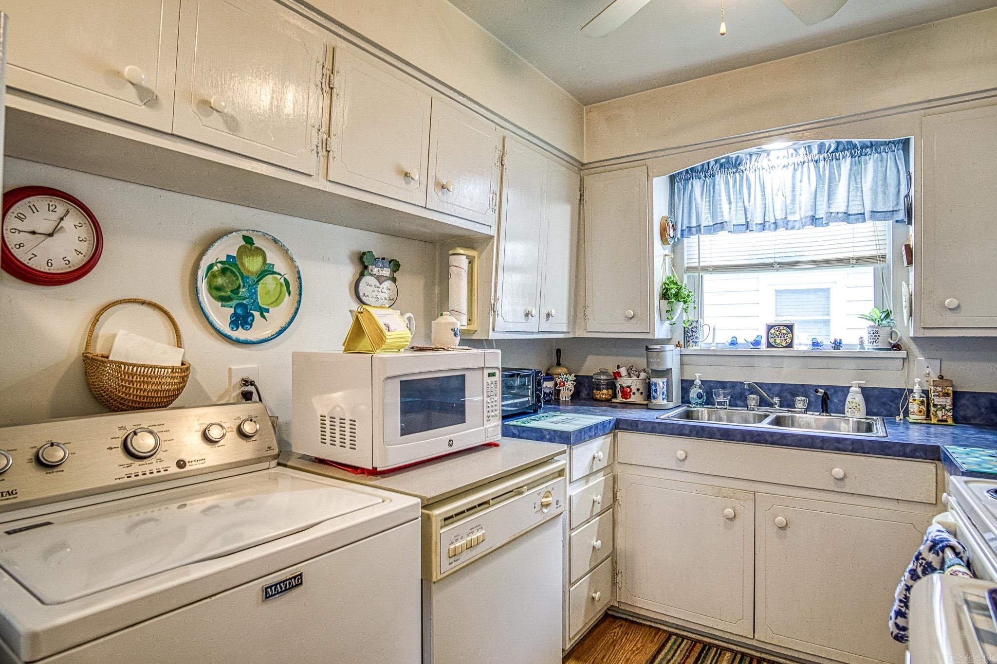 TROUTT - Residential