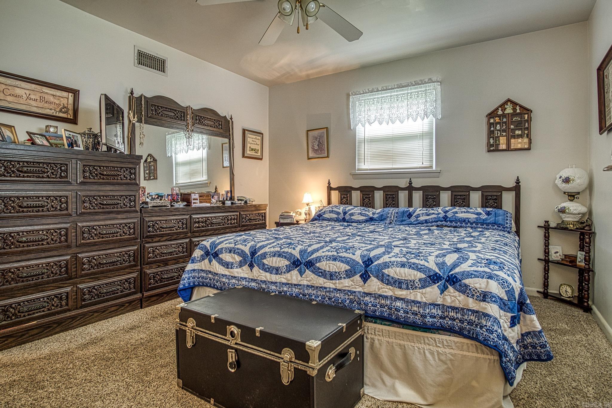 TROUTT - Residential