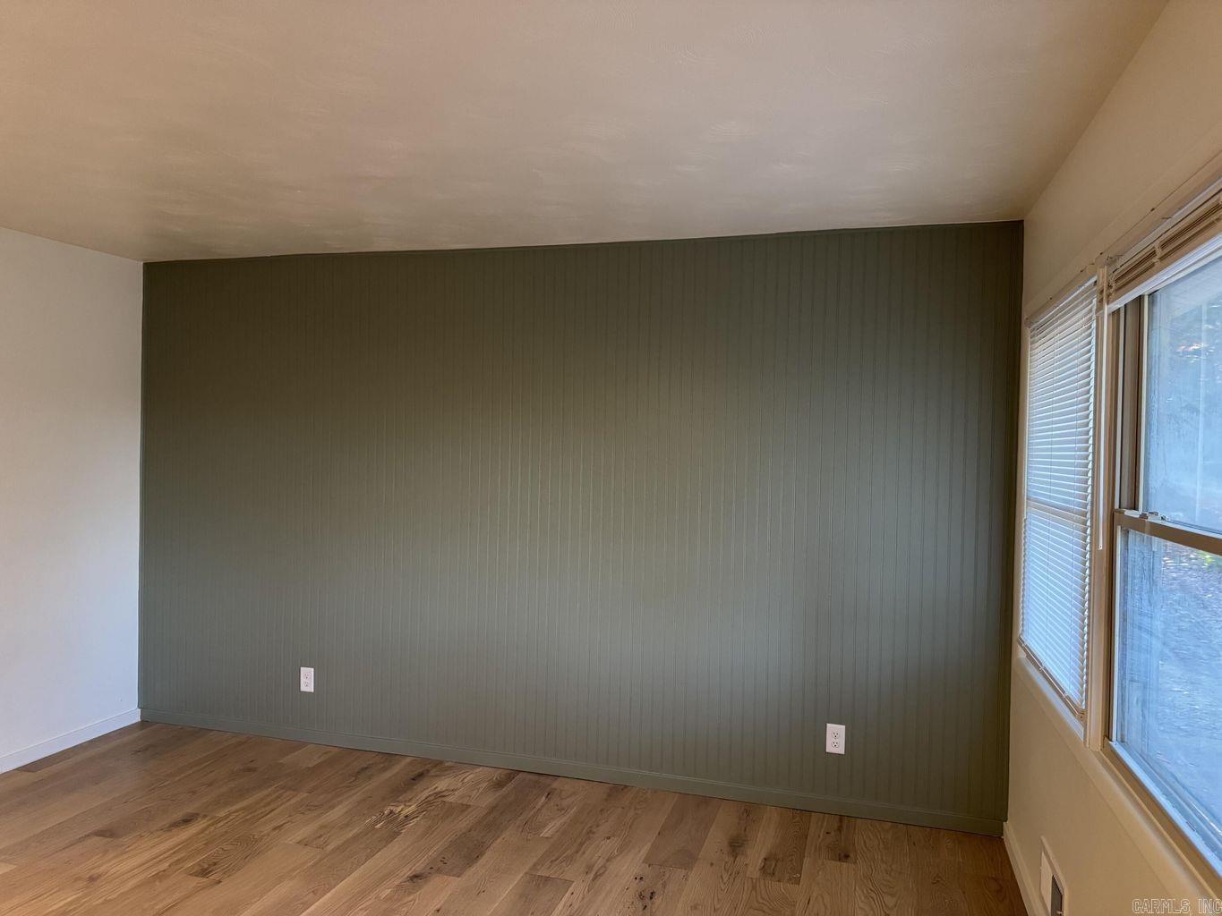 Dakota Second - Residential